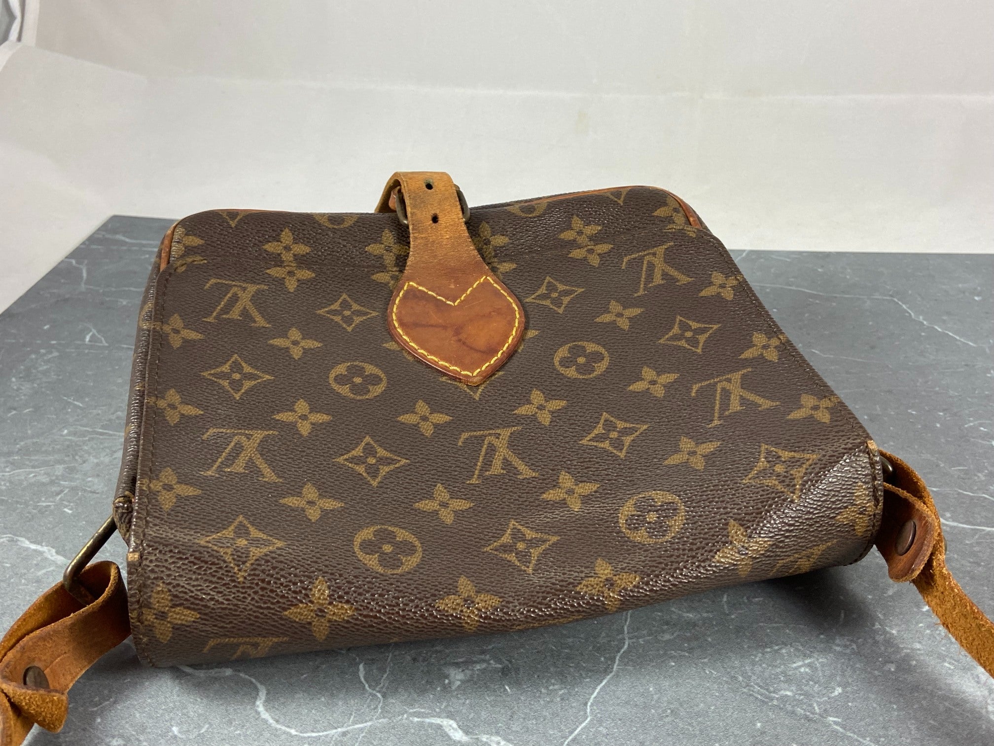 Louis Vuitton Cartouchière MM Shoulder Bag Monogram Canvas