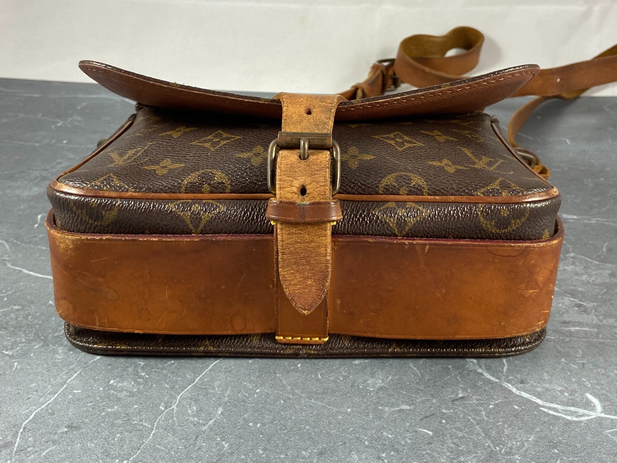Louis Vuitton Cartouchière MM Shoulder Bag Monogram Canvas