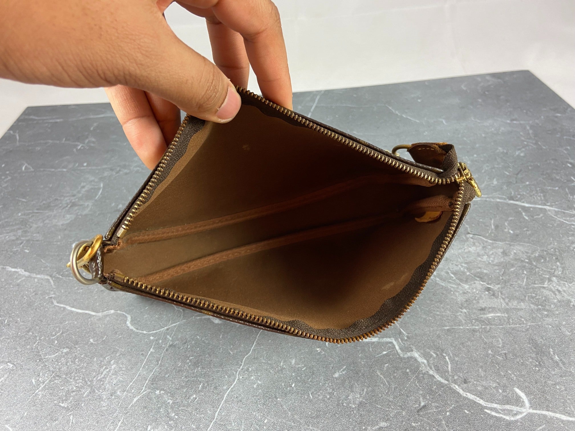 Louis Vuitton Pochette Accessoires Monogram Canvas