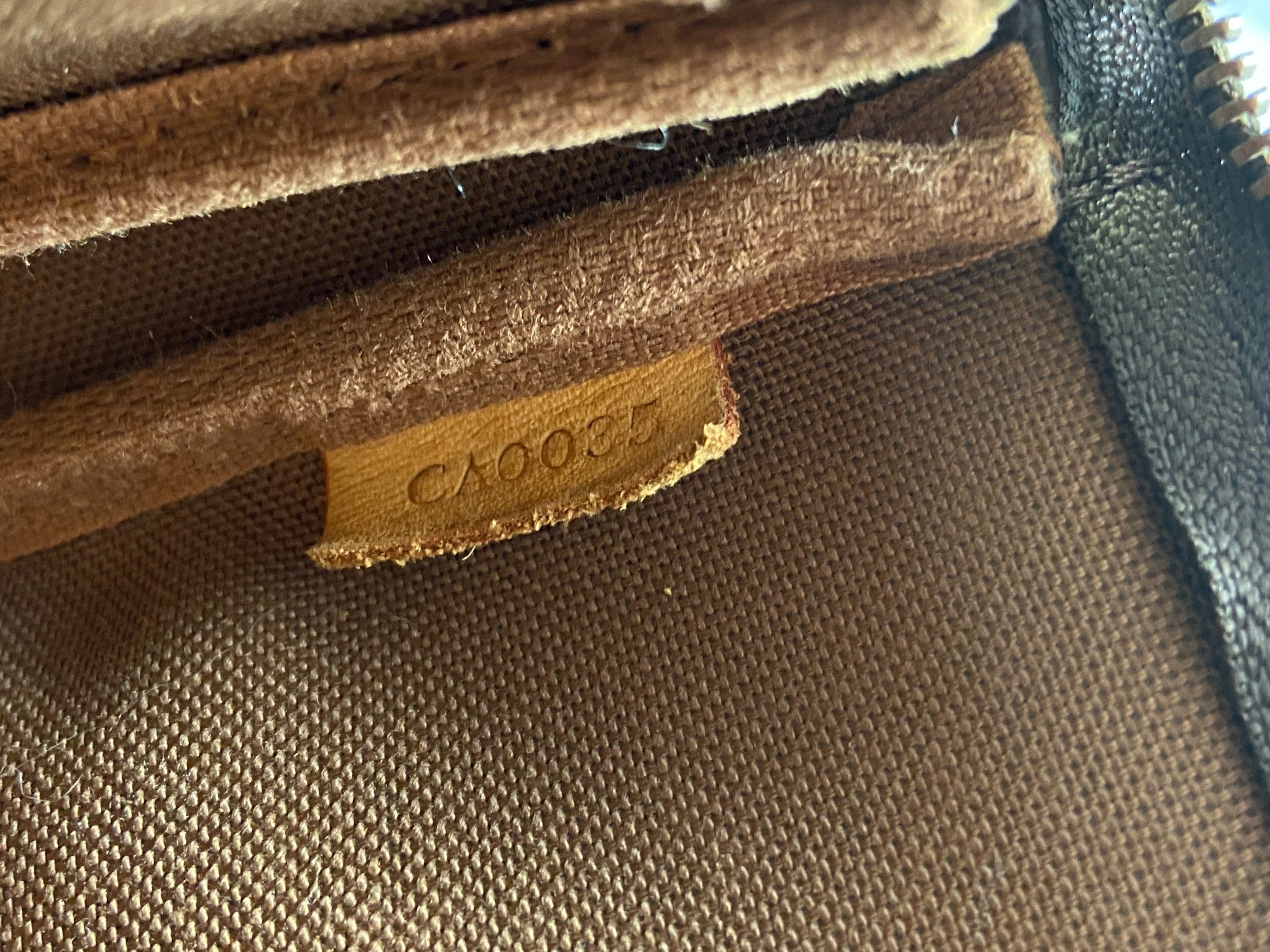 Louis Vuitton Pochette Accessoires Monogram Canvas