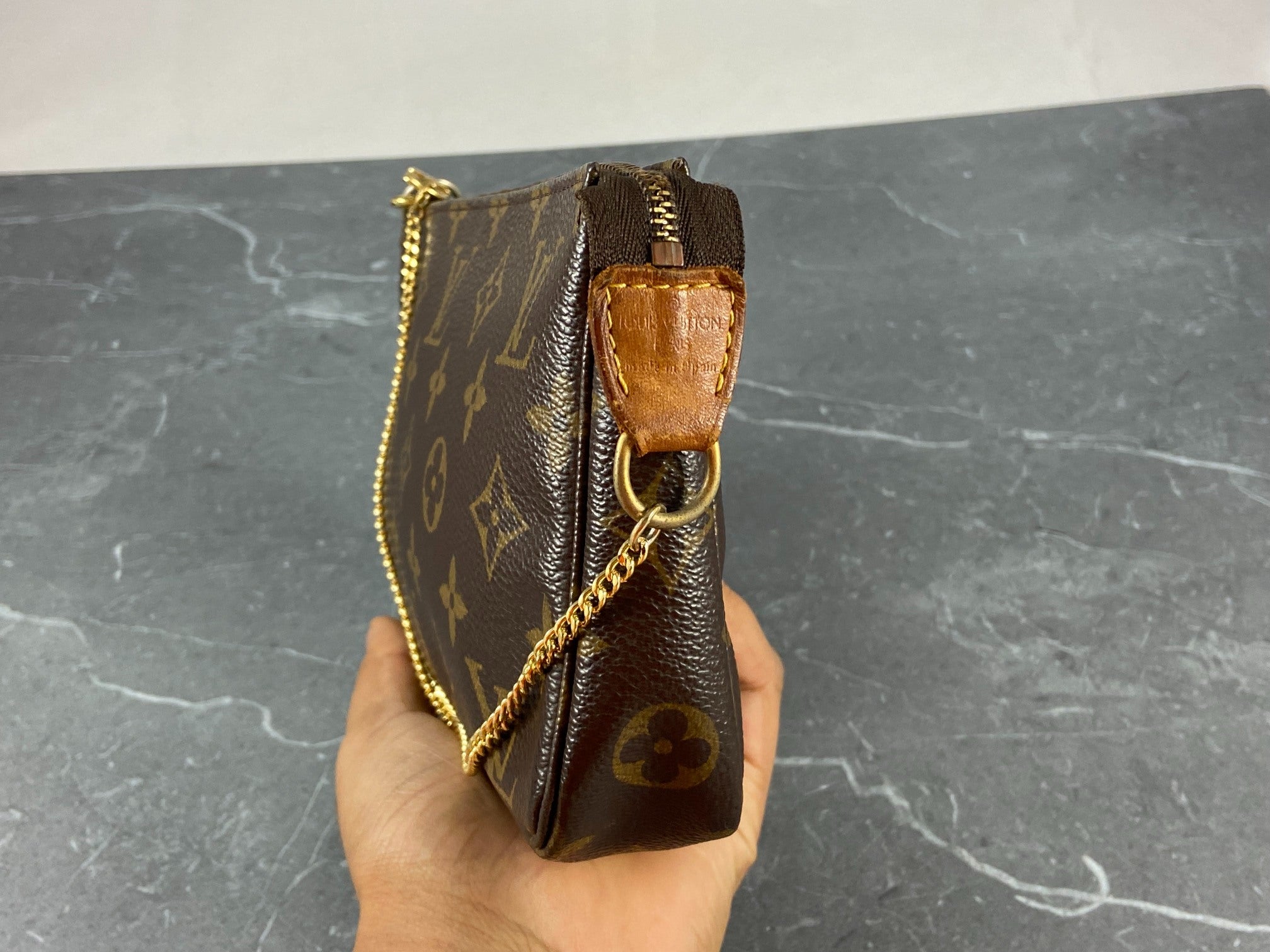 Louis Vuitton Pochette Accessoires Monogram Canvas