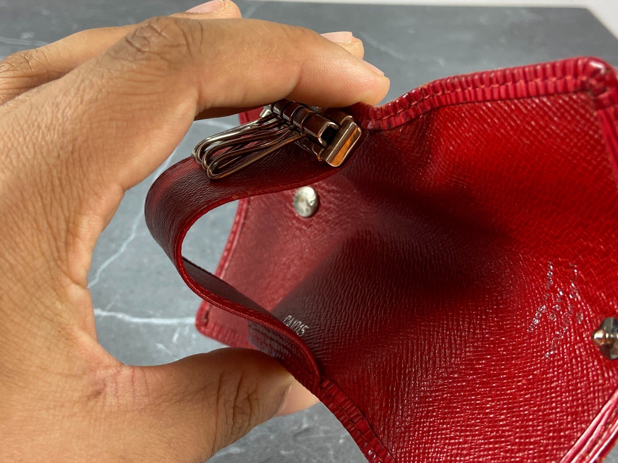 Louis Vuitton 4 Key Holder Black Epi Leather