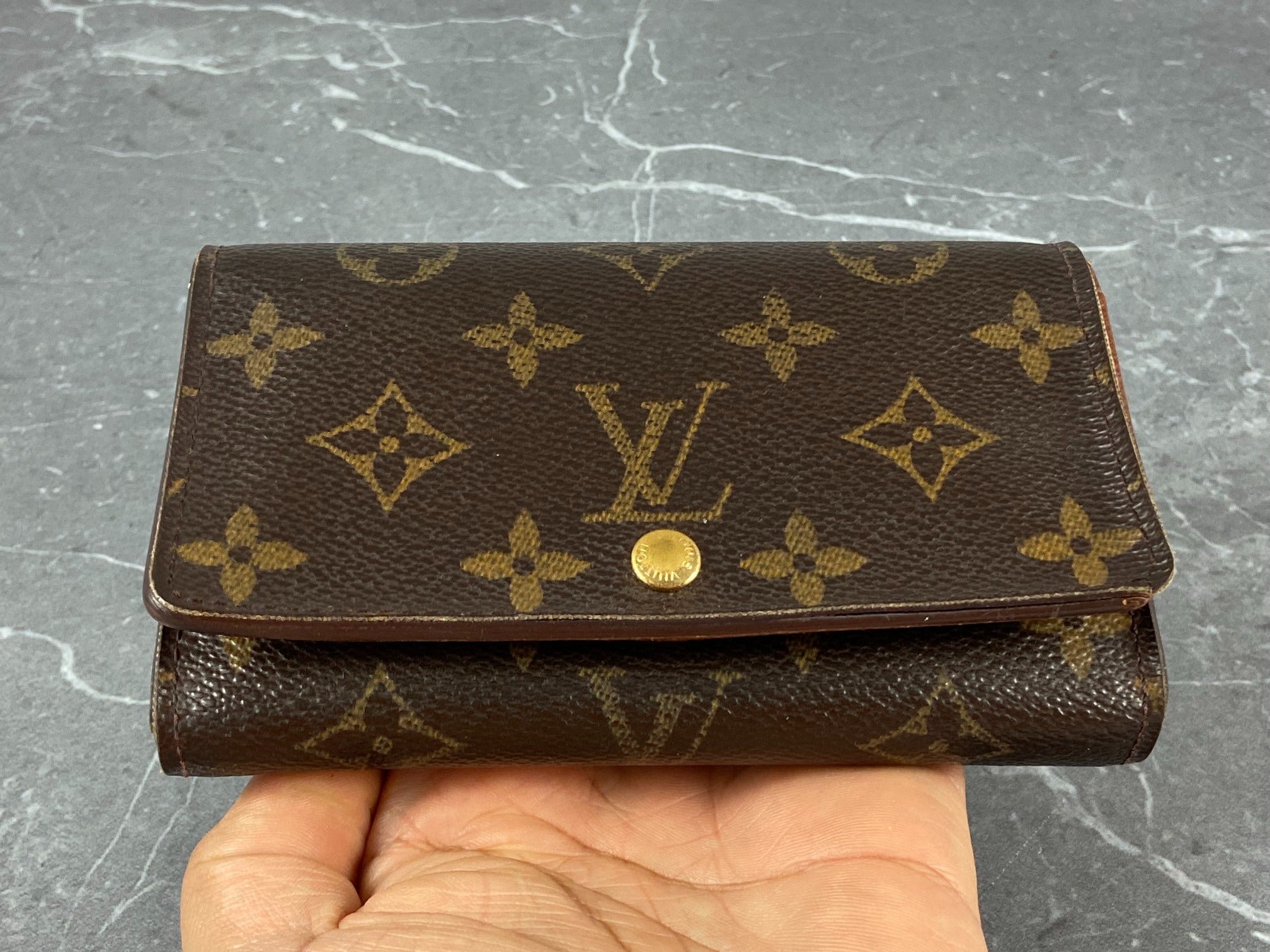 Louis Vuitton Porte-Monnaie Tresor Monogram Canvas