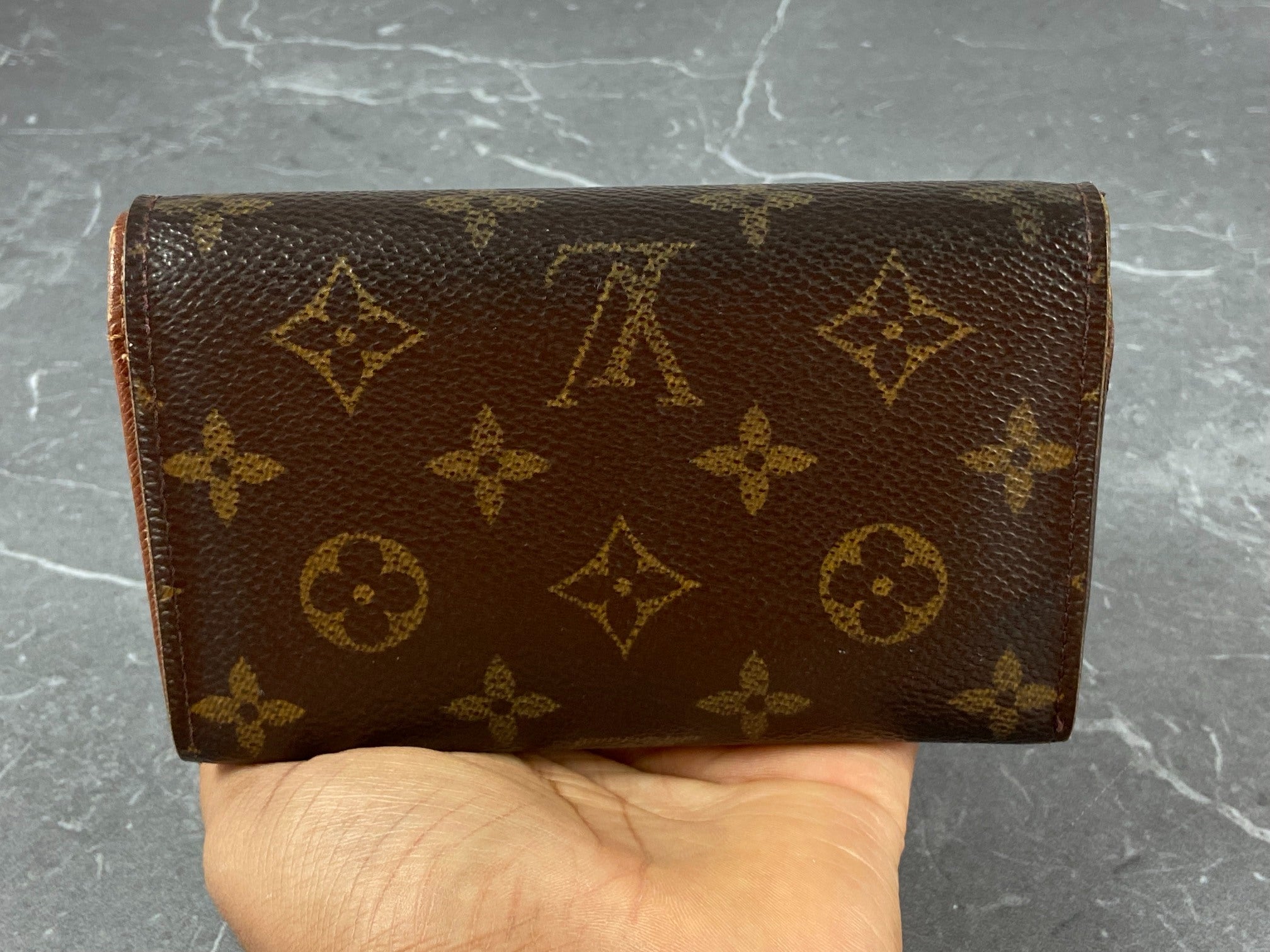 Louis Vuitton Porte-Monnaie Tresor Monogram Canvas