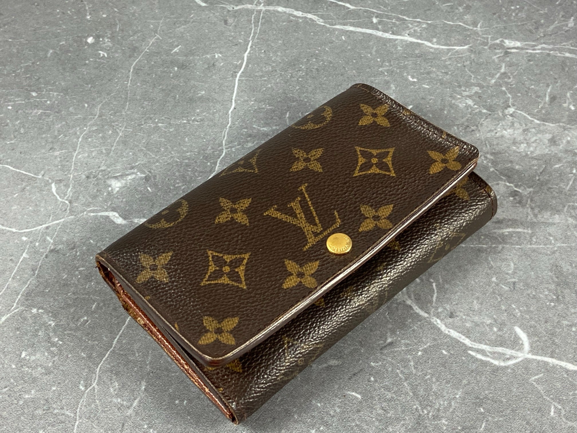 Louis Vuitton Porte-Monnaie Tresor Monogram Canvas