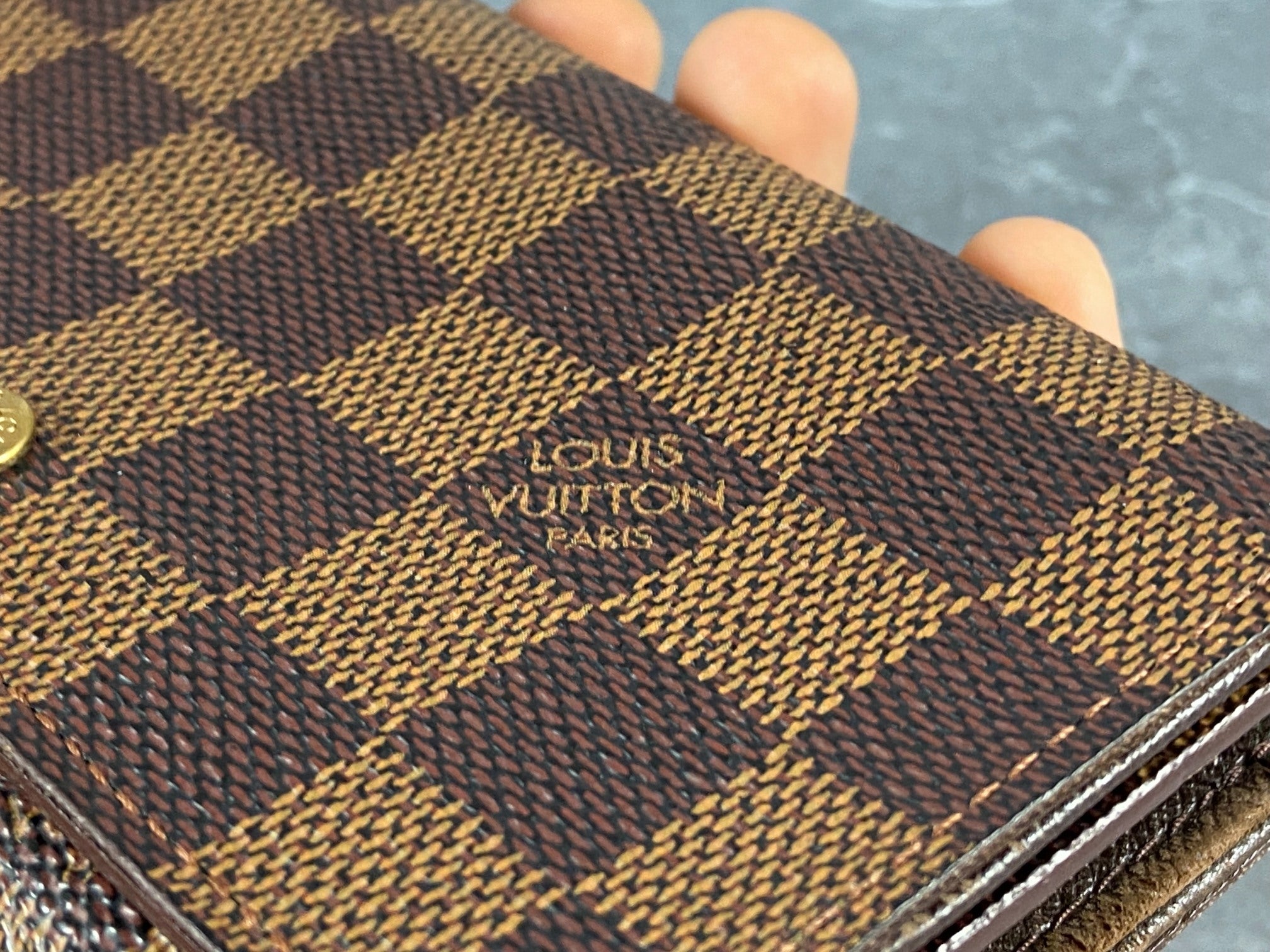 Louis Vuitton Porte-Monnaie Tresor Damier Ebene Canvas
