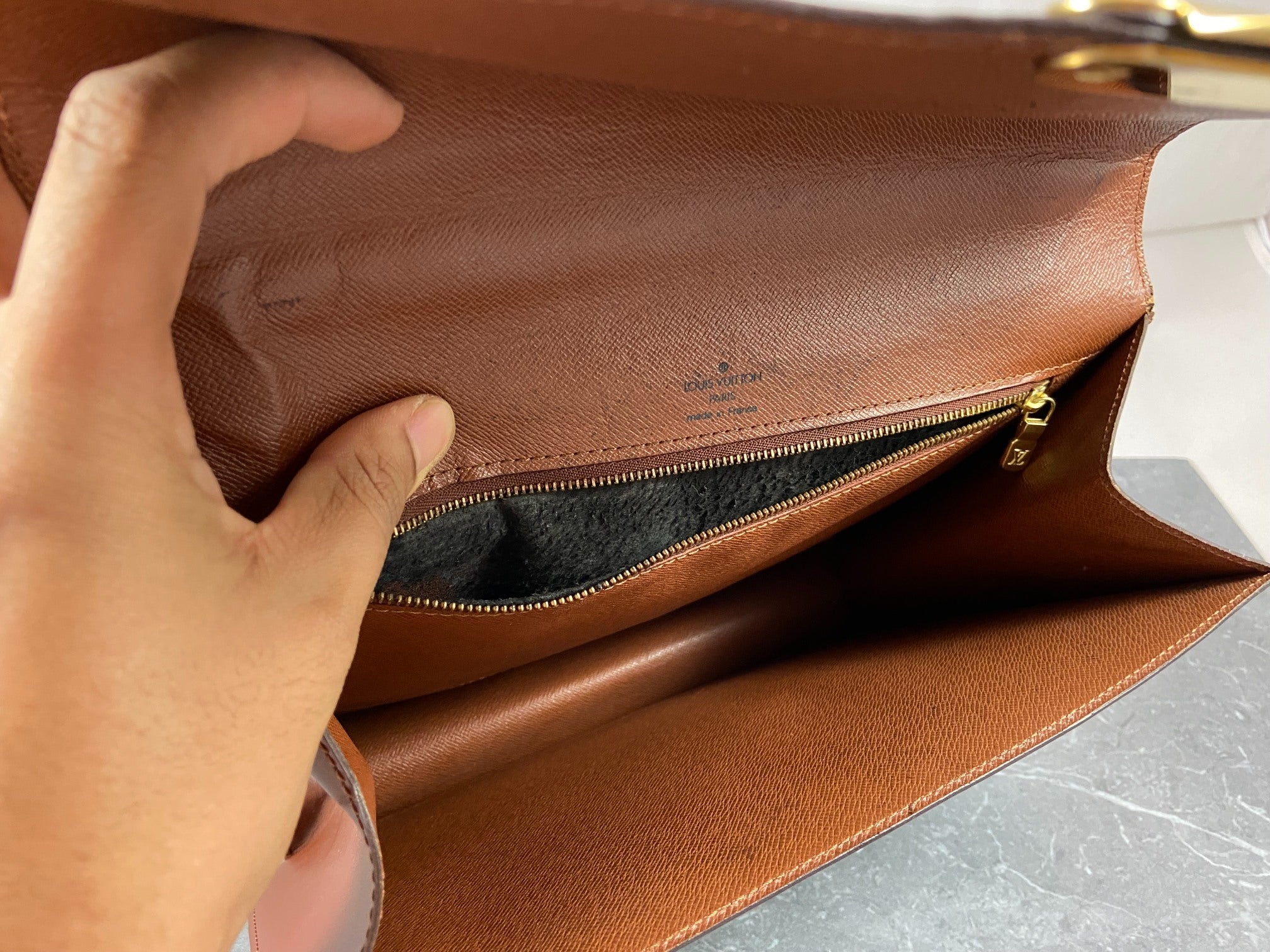 Louis Vuitton Monceau 28 Monogram Canvas