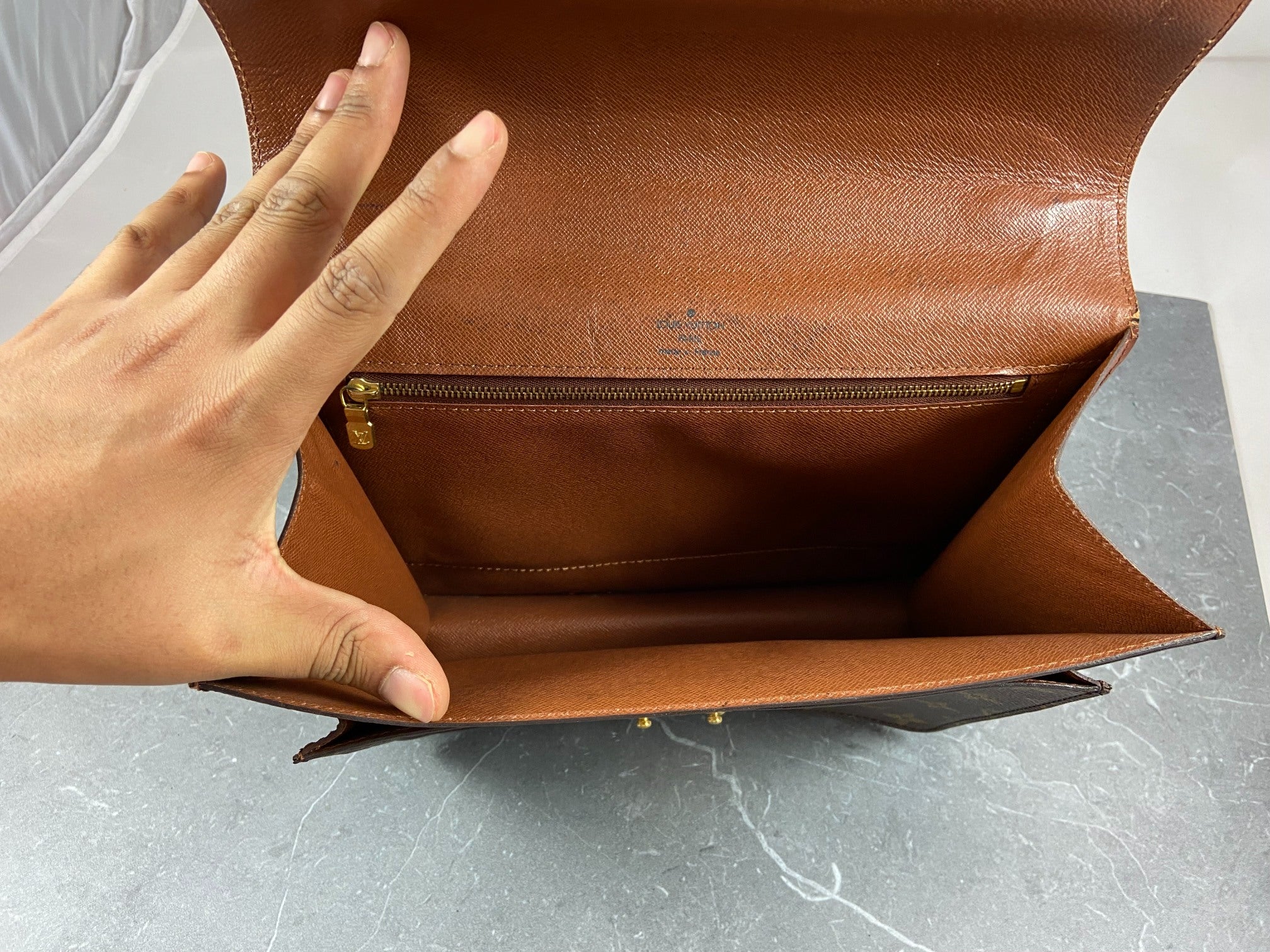 Louis Vuitton Monceau 28 Monogram Canvas