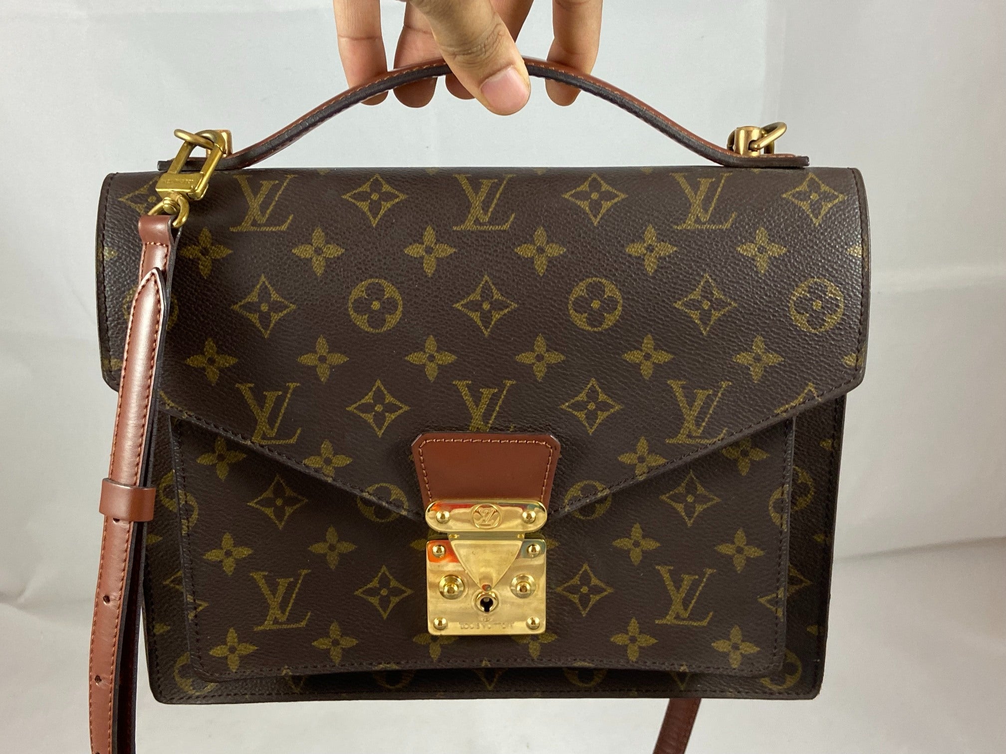 Louis Vuitton Monceau 28 Monogram Canvas