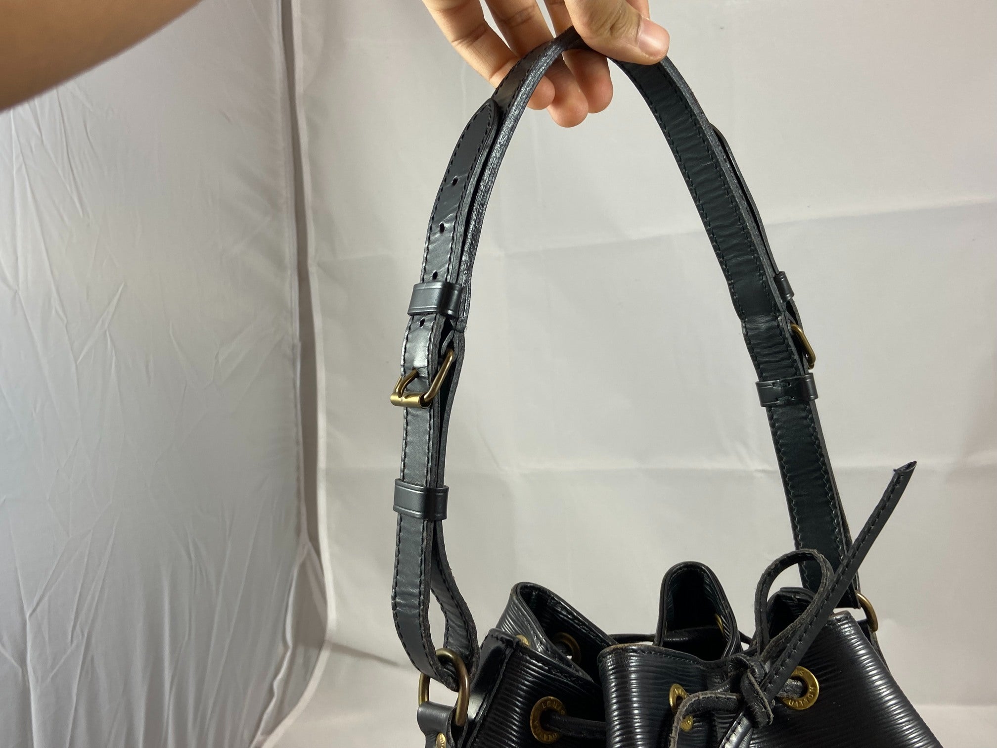 Louis Vuitton Sac Noé Petit Black Epi Leather
