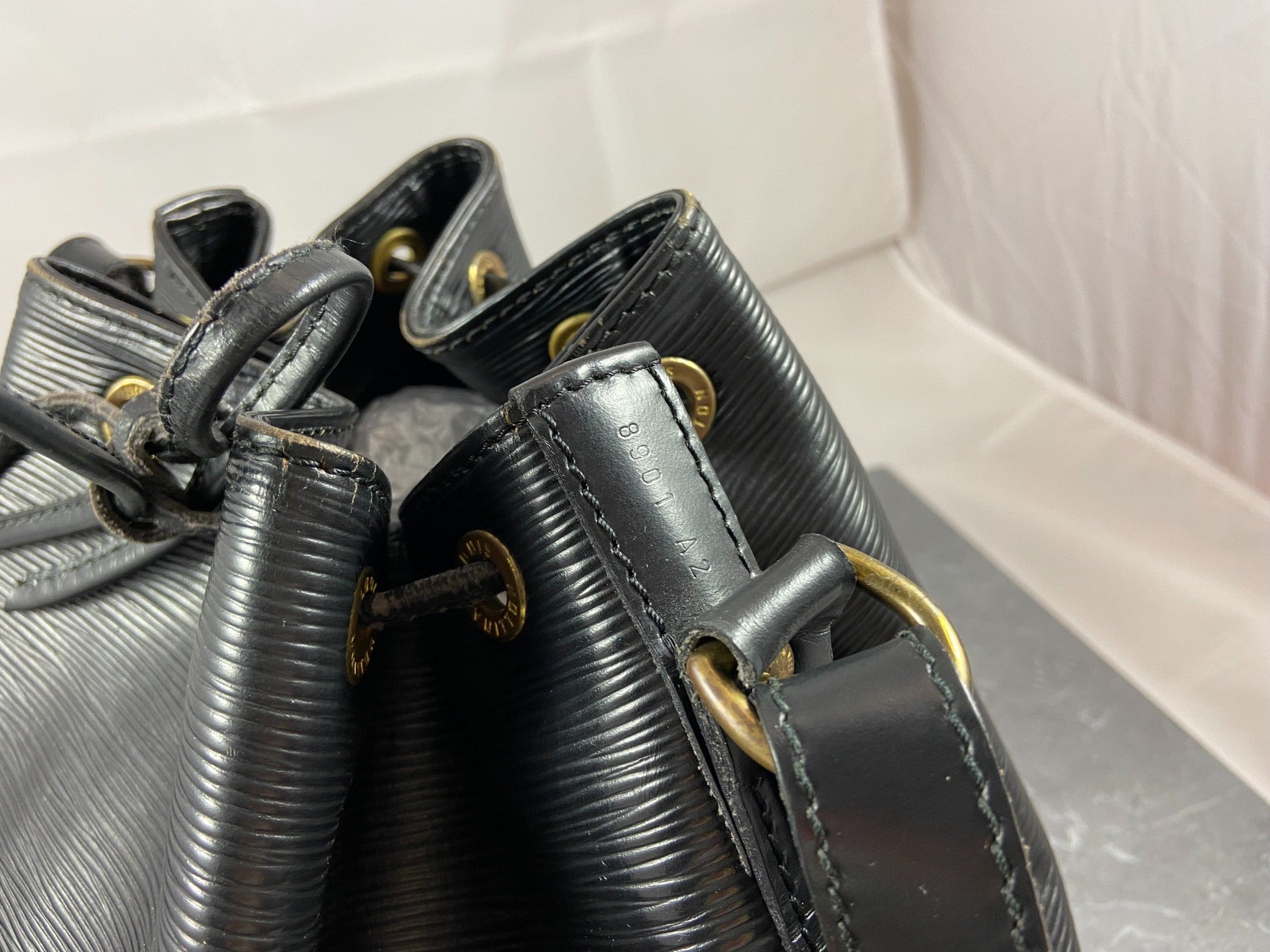 Louis Vuitton Sac Noé Petit Black Epi Leather
