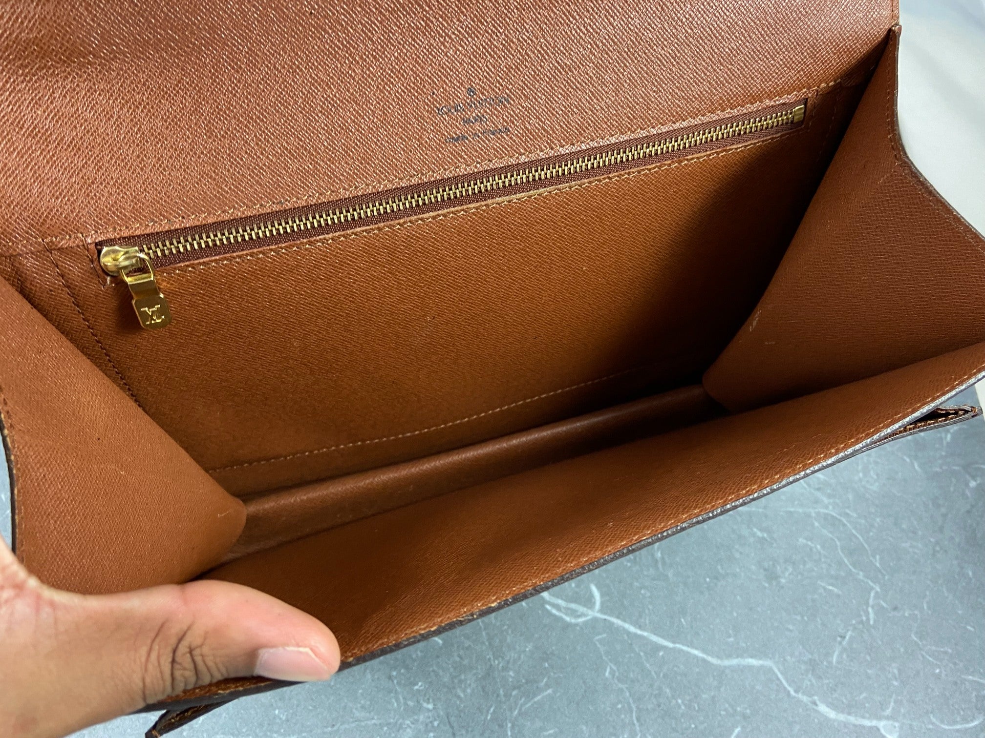 Louis Vuitton Monceau 26 Monogram Canvas