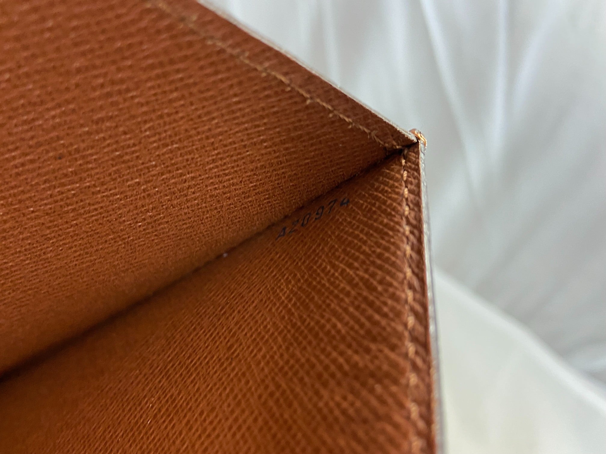 Louis Vuitton Monceau 26 Monogram Canvas