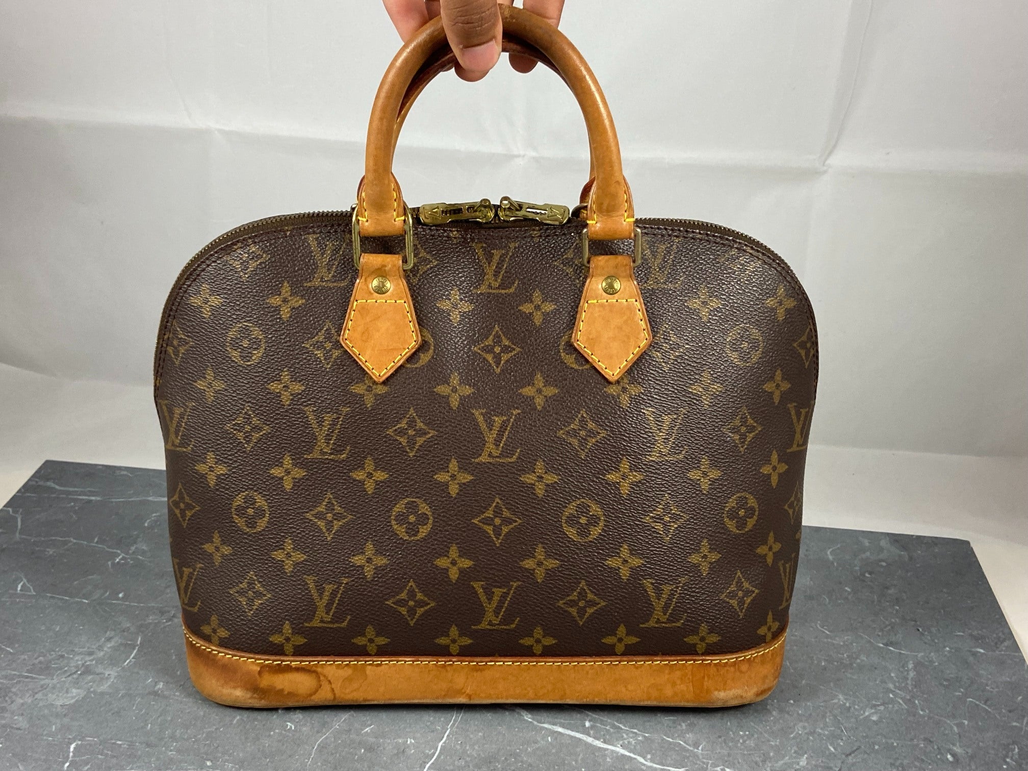 Louis Vuitton Alma PM Monogram Canvas
