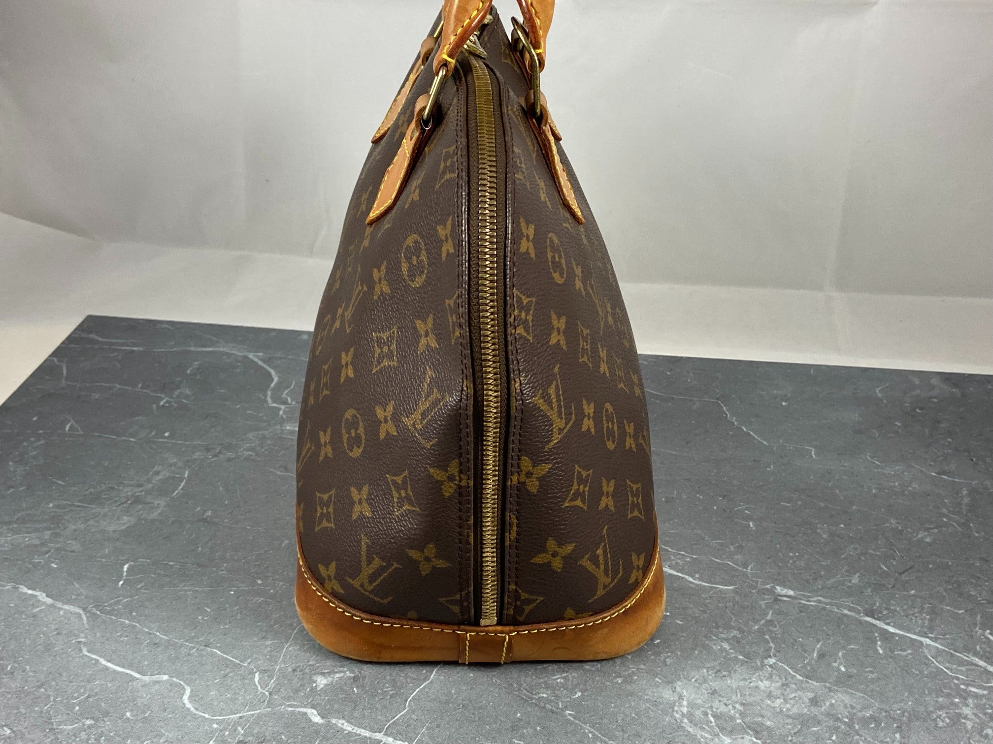 Louis Vuitton Alma PM Monogram Canvas