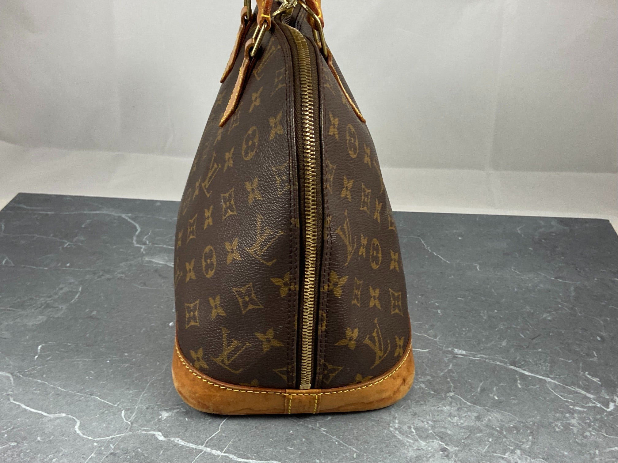 Louis Vuitton Alma PM Monogram Canvas
