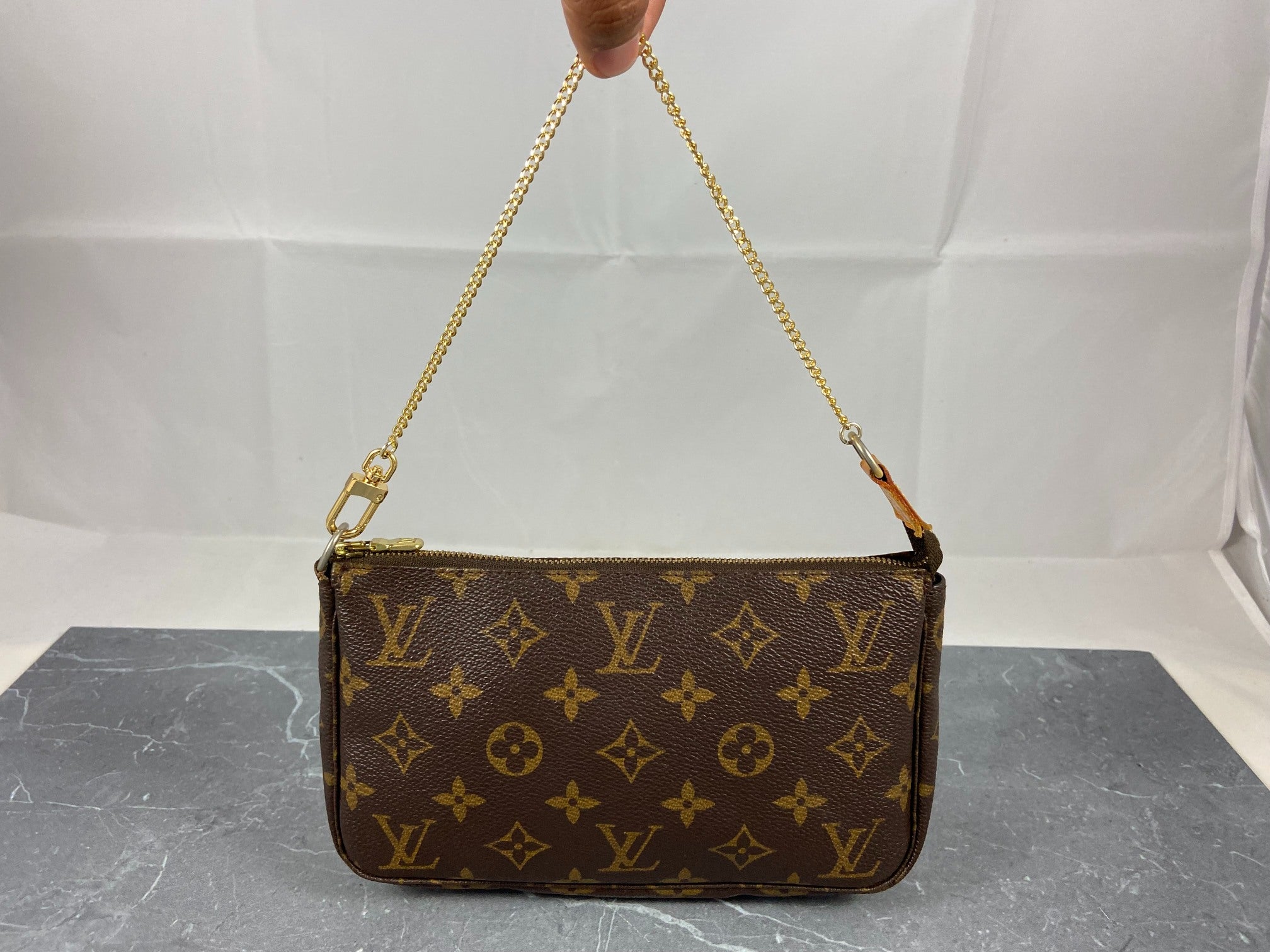 Louis Vuitton Pochette Accessoires Monogram Canvas