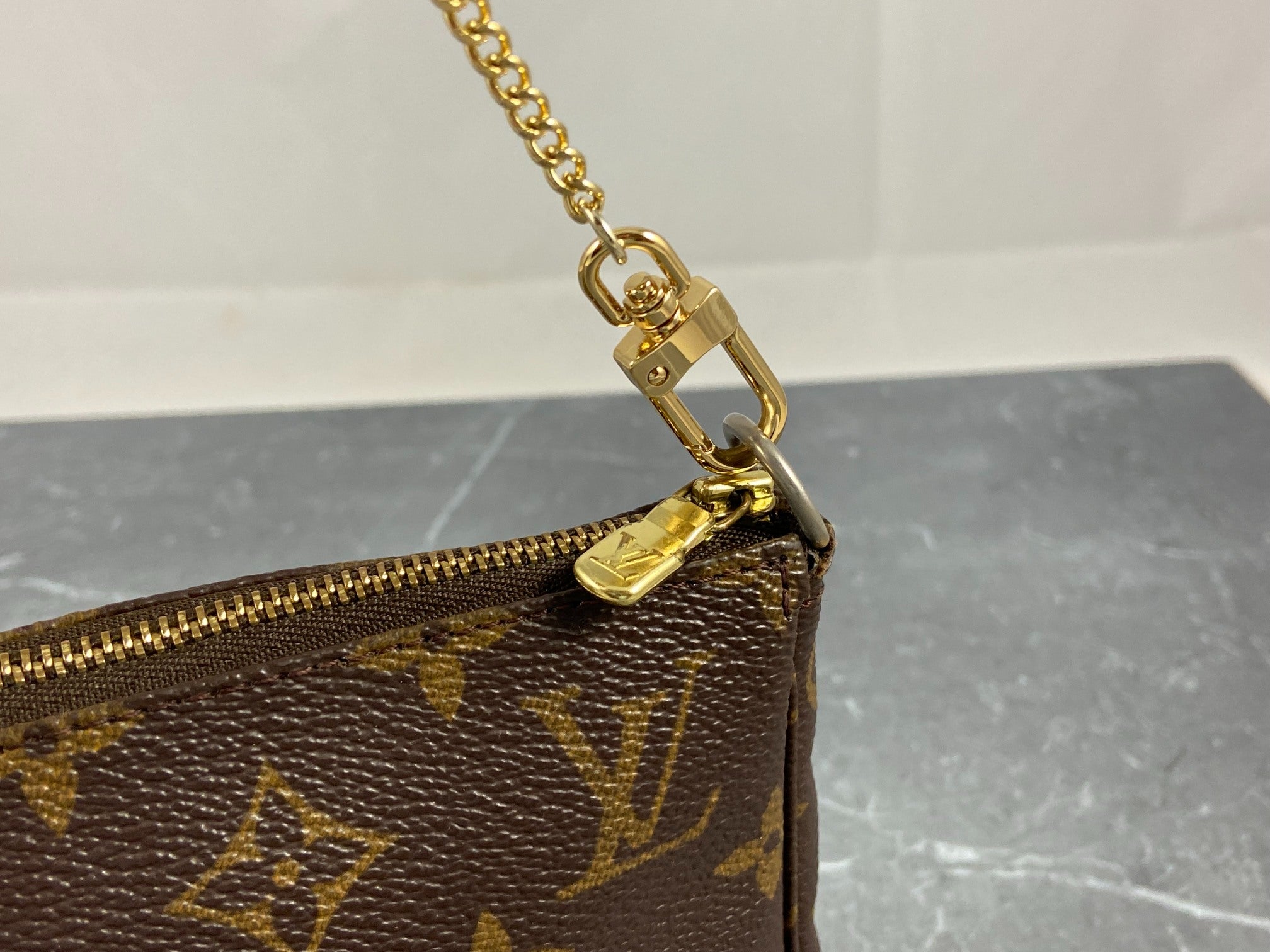 Louis Vuitton Pochette Accessoires Monogram Canvas