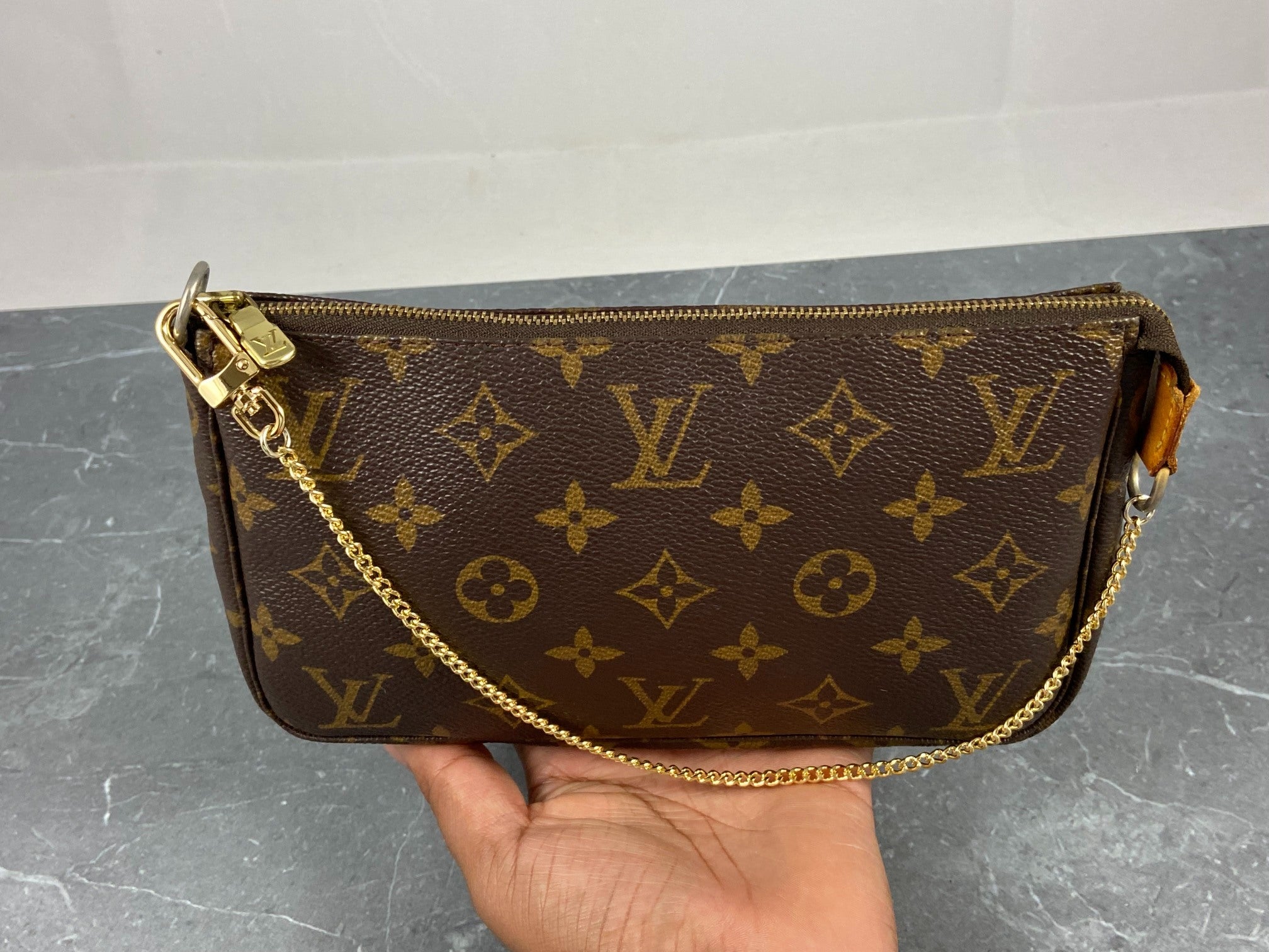 Louis Vuitton Pochette Accessoires Monogram Canvas