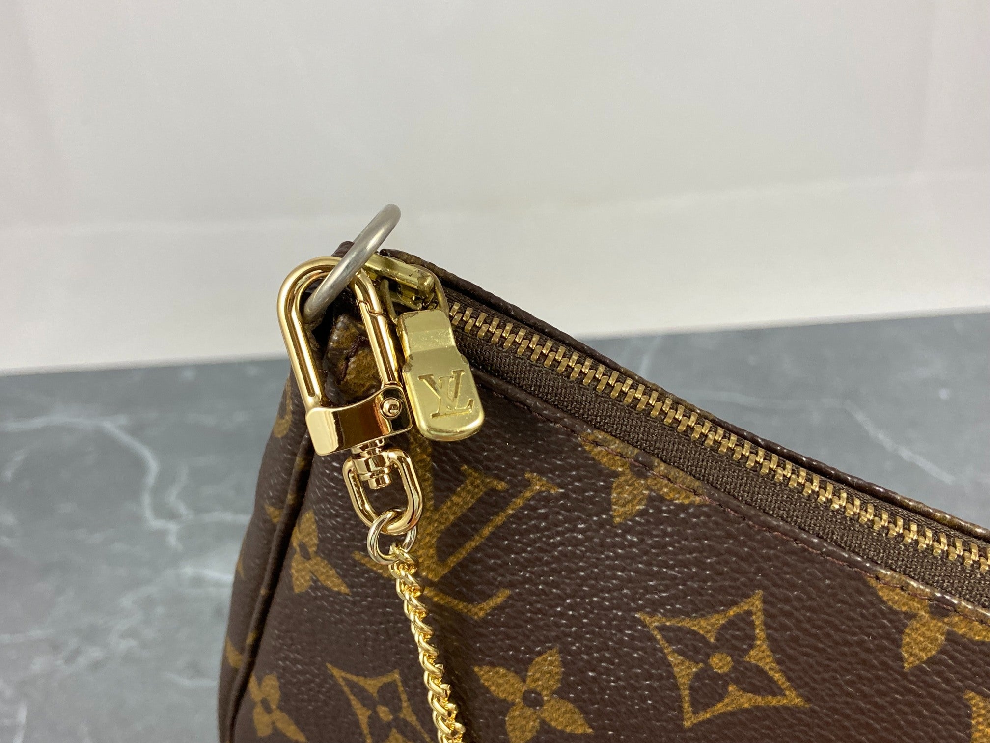 Louis Vuitton Pochette Accessoires Monogram Canvas