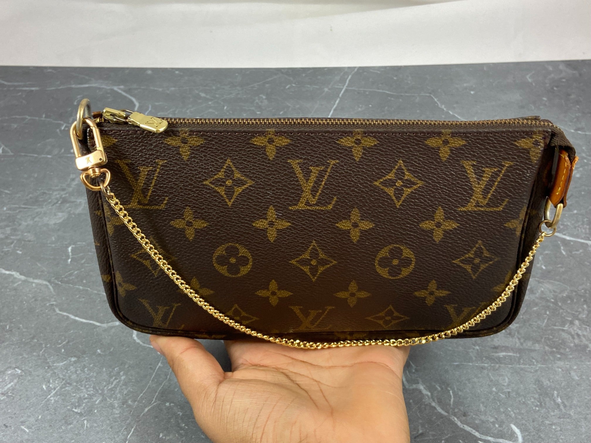 Louis Vuitton Pochette Accessoires Monogram Canvas