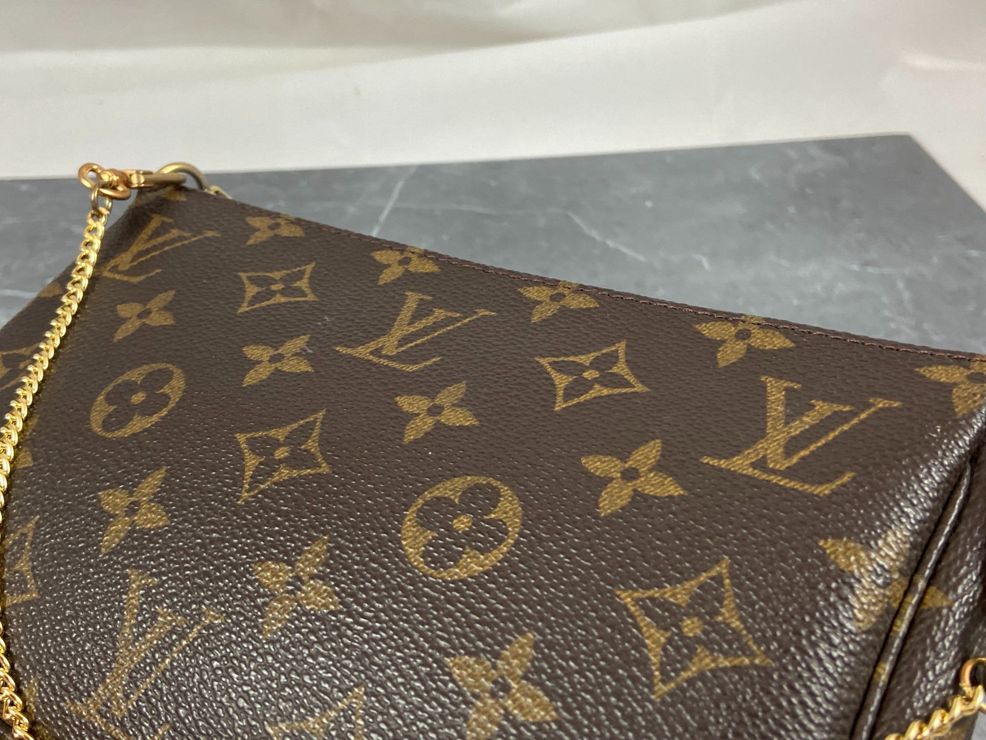 Louis Vuitton Pochette Accessoires Monogram Canvas