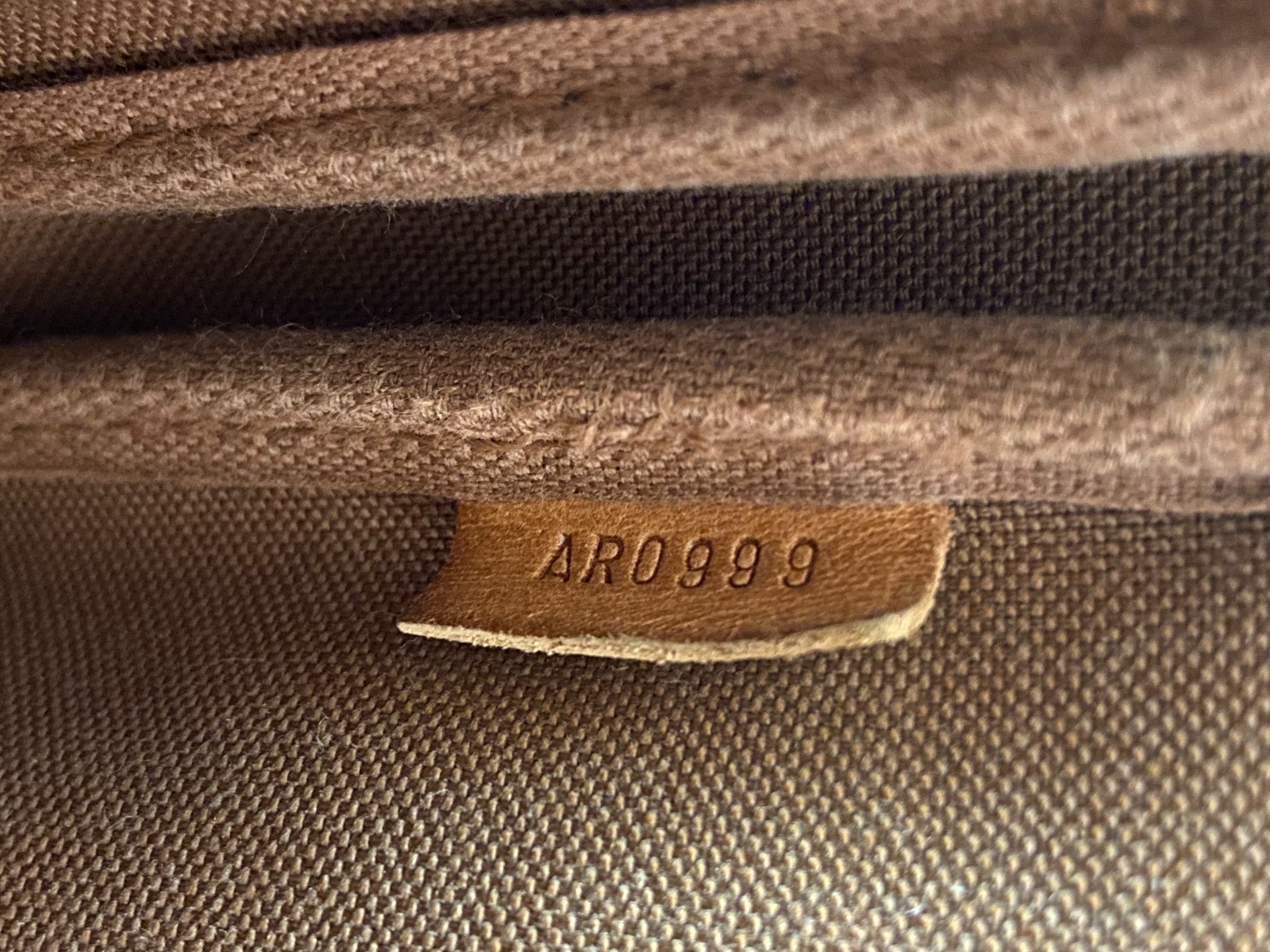 Louis Vuitton Pochette Accessoires Monogram Canvas