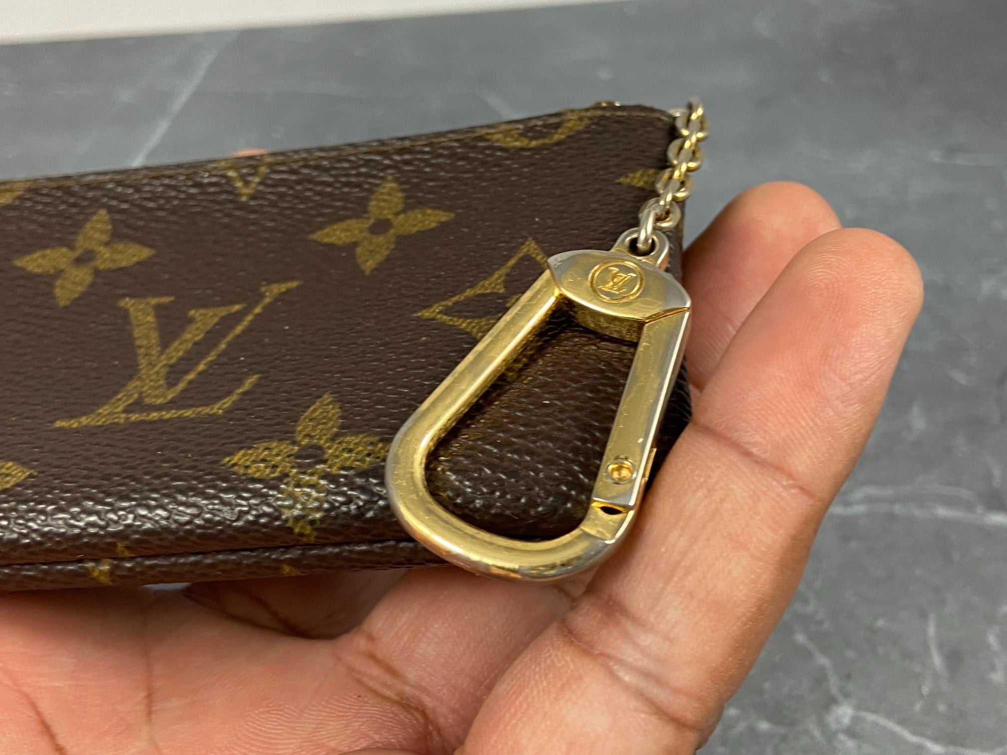 Louis Vuitton Pochette Cles Key Pouch Monogram Canvas