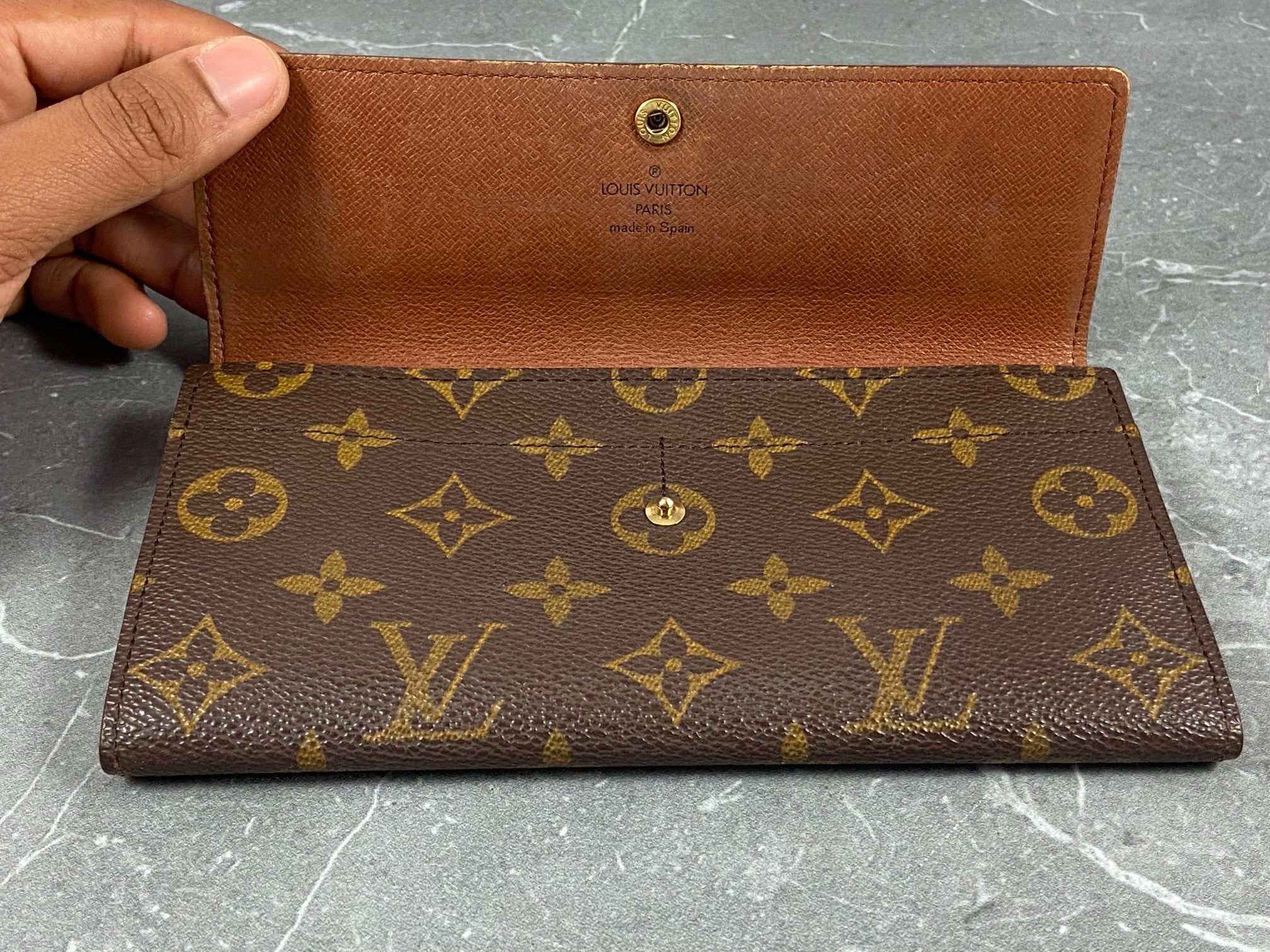 Louis Vuitton Sarah Wallet Monogram Canvas