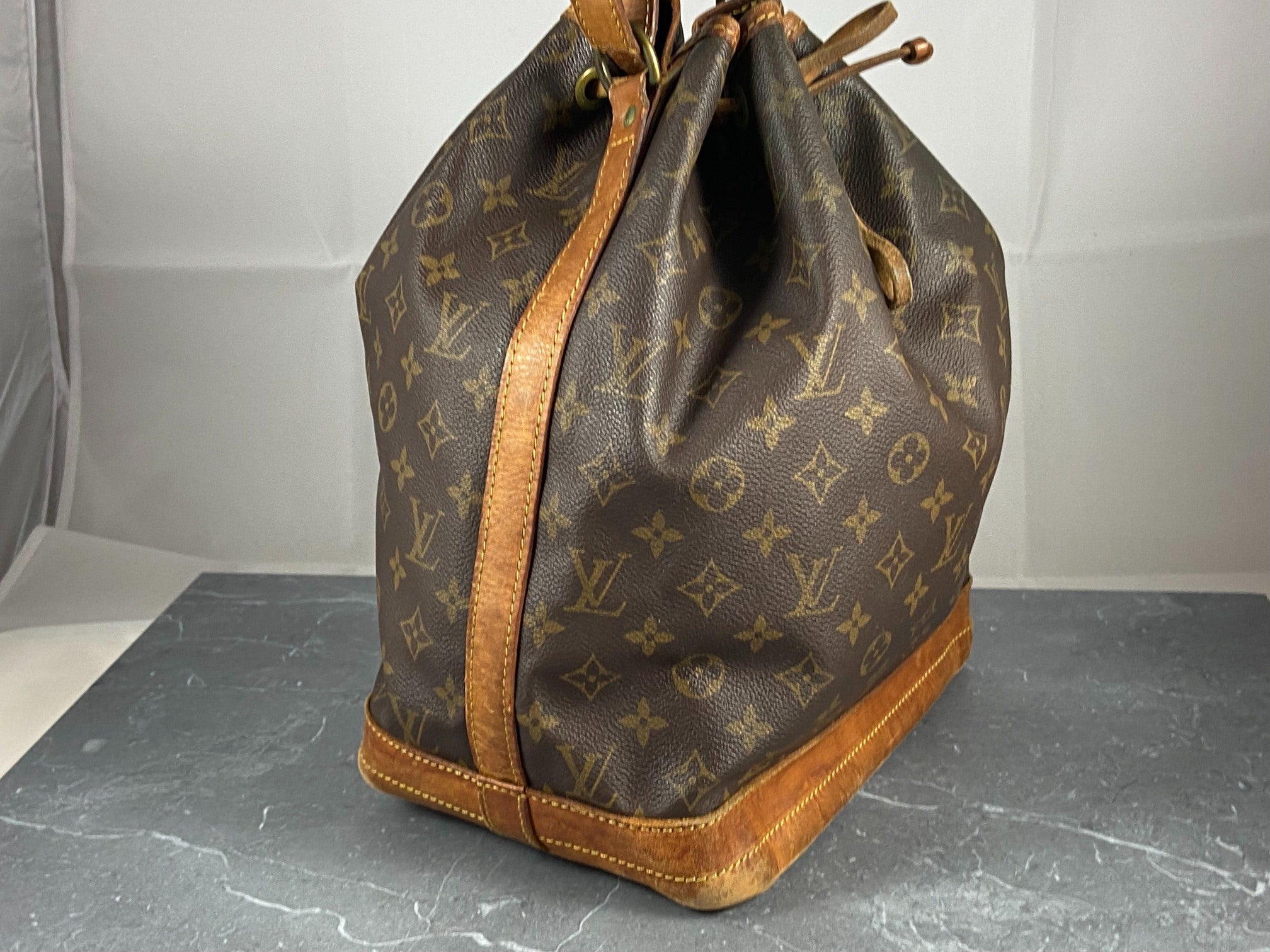 Louis Vuitton Sac Noé Grand Monogram Canvas