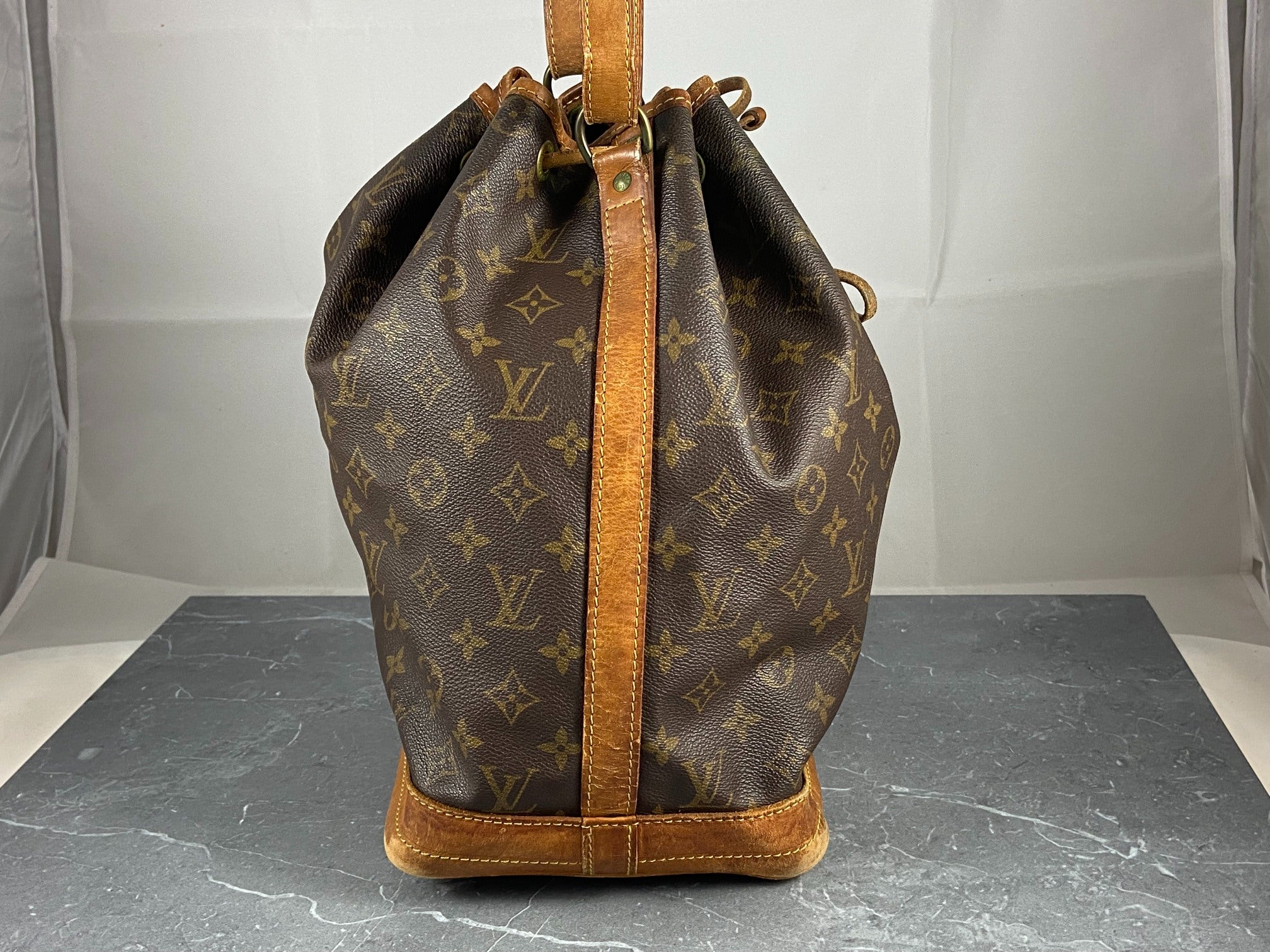 Louis Vuitton Sac Noé Grand Monogram Canvas