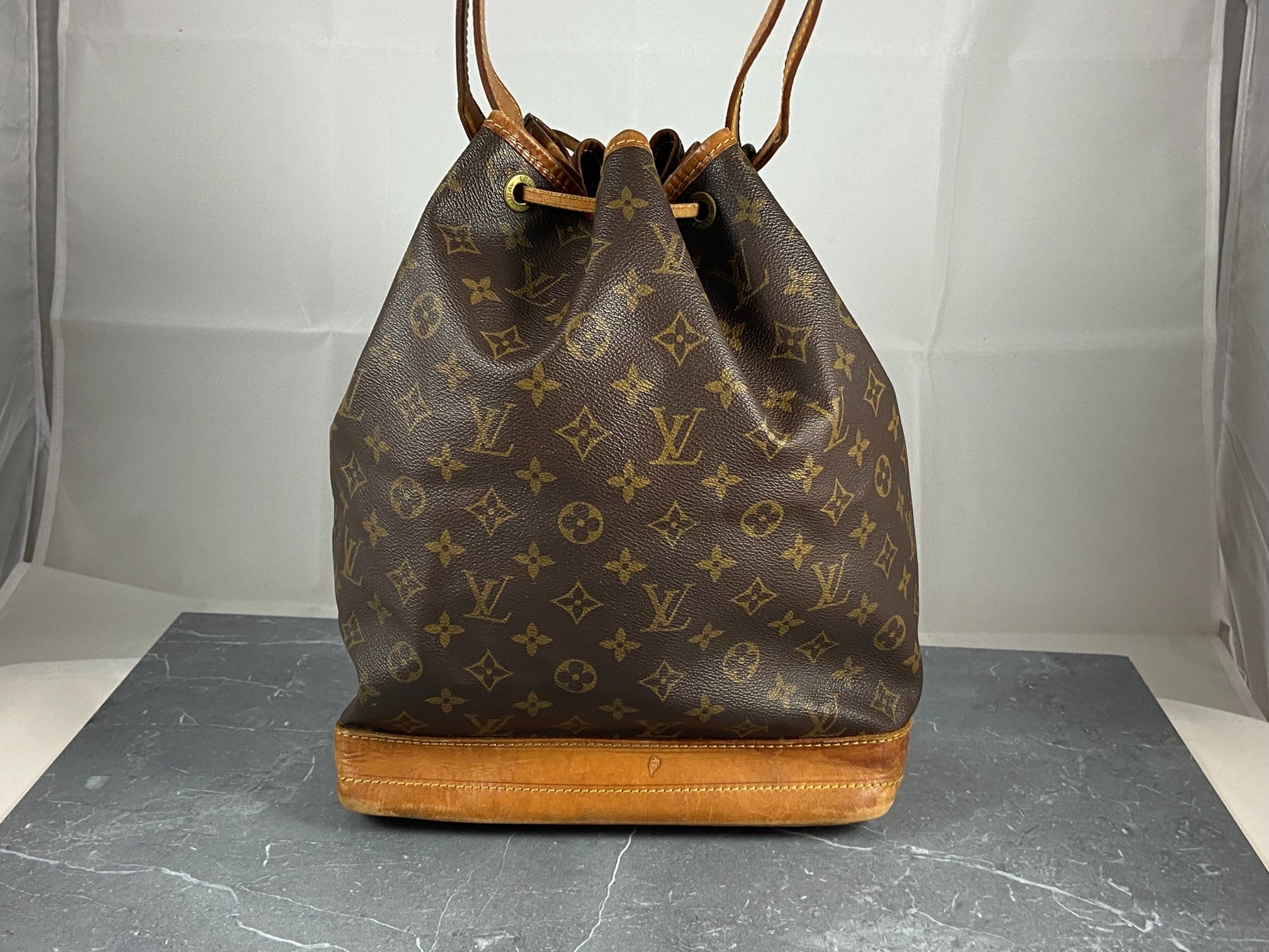 Louis Vuitton Sac Noé Grand Monogram Canvas