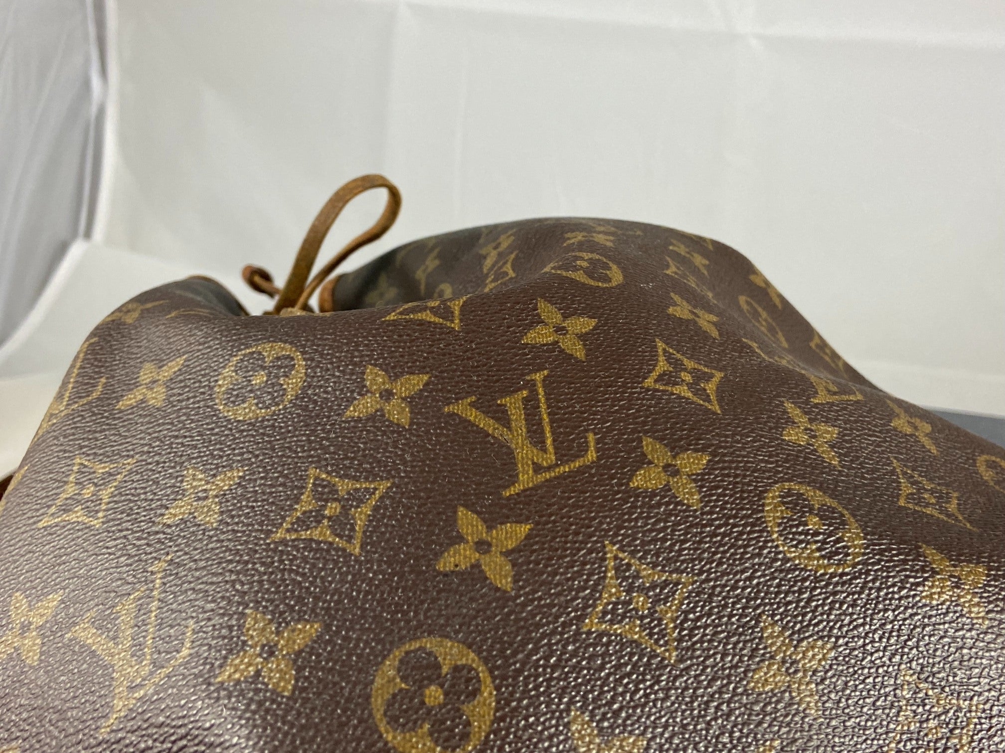 Louis Vuitton Sac Noé Grand Monogram Canvas