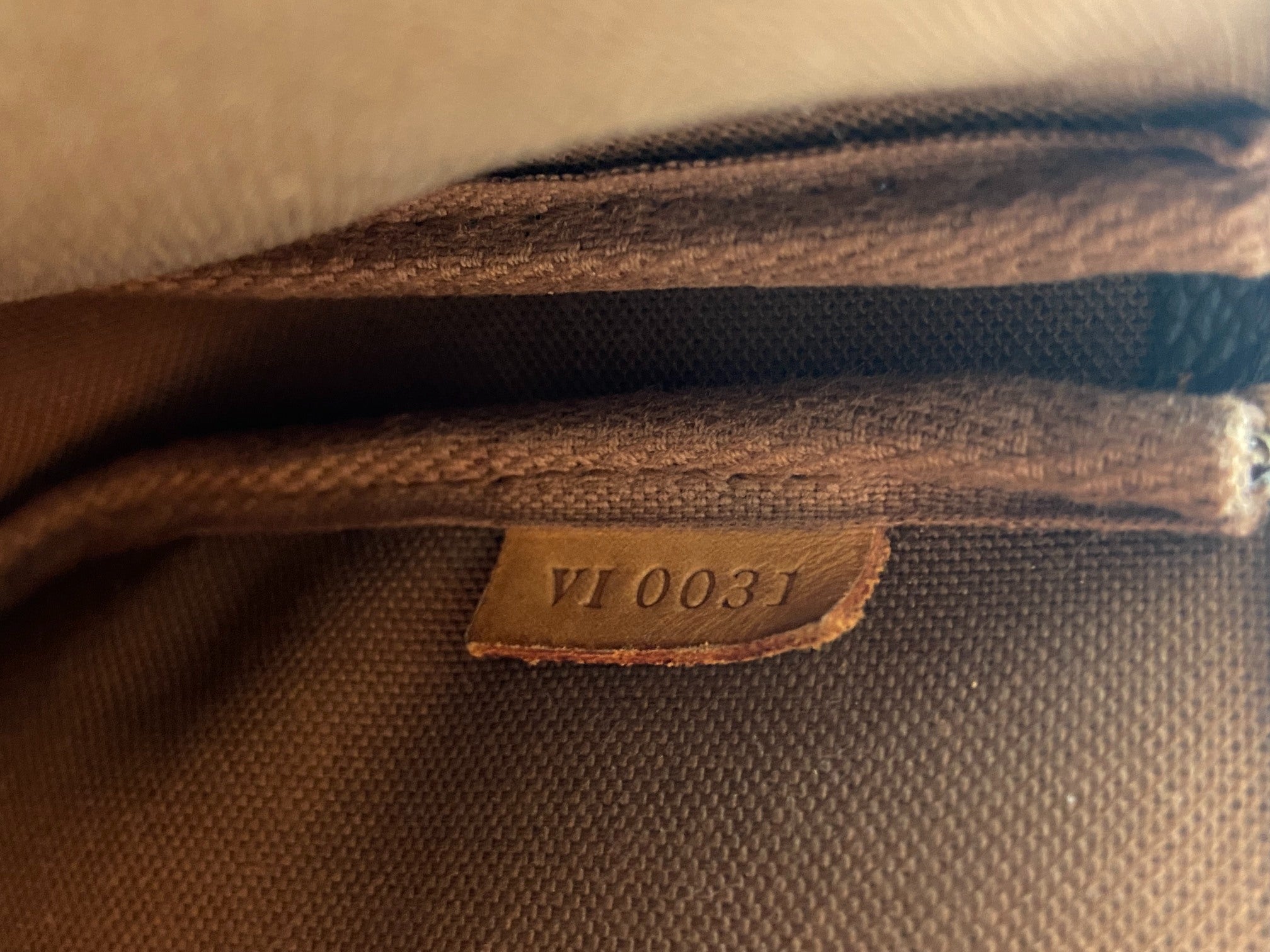 Louis Vuitton Pochette Accessoires Monogram Canvas