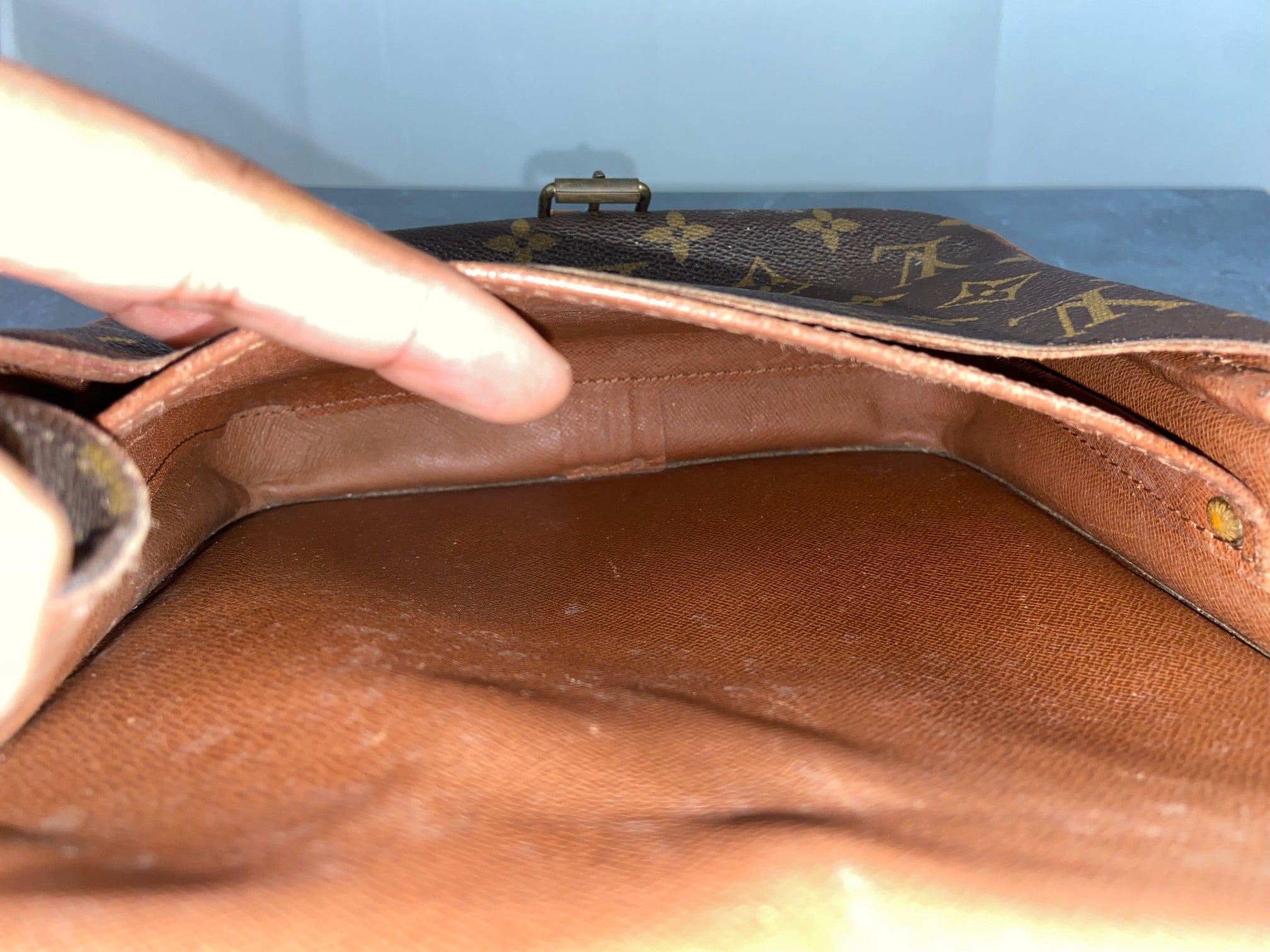 Louis Vuitton Cartouchière MM Shoulder Bag Monogram Canvas