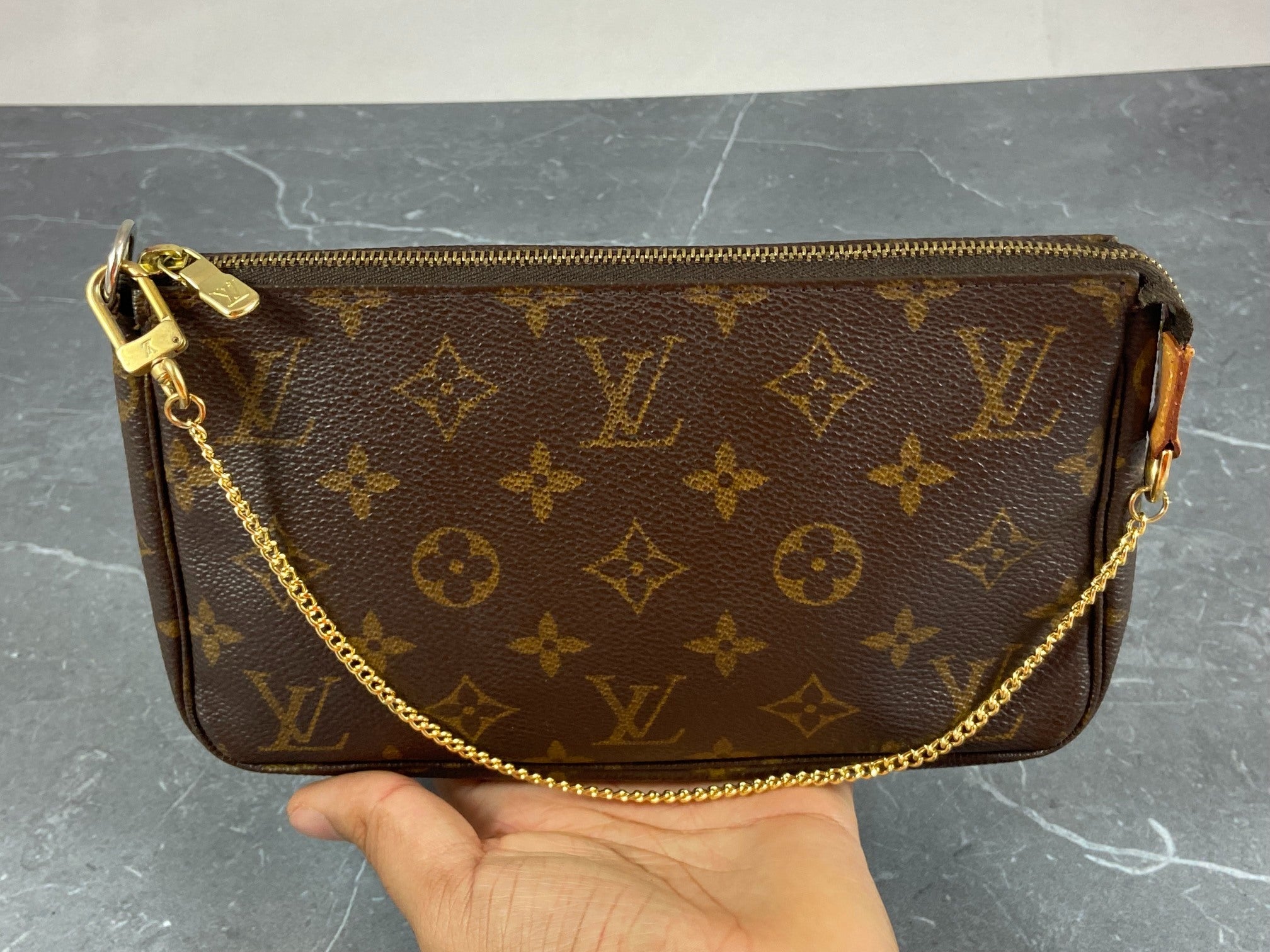 Louis Vuitton Pochette Accessoires Monogram Canvas