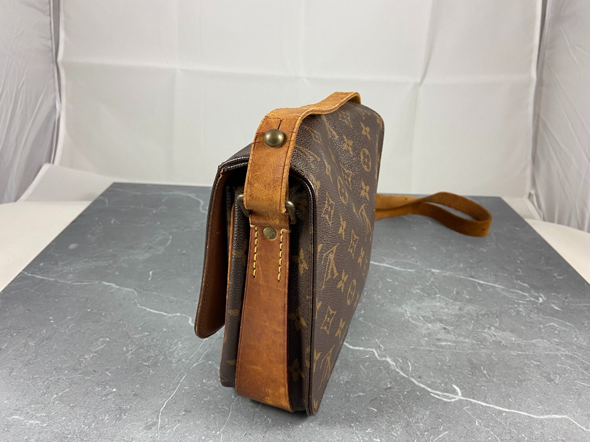 Louis Vuitton Cartouchière MM Shoulder Bag Monogram Canvas