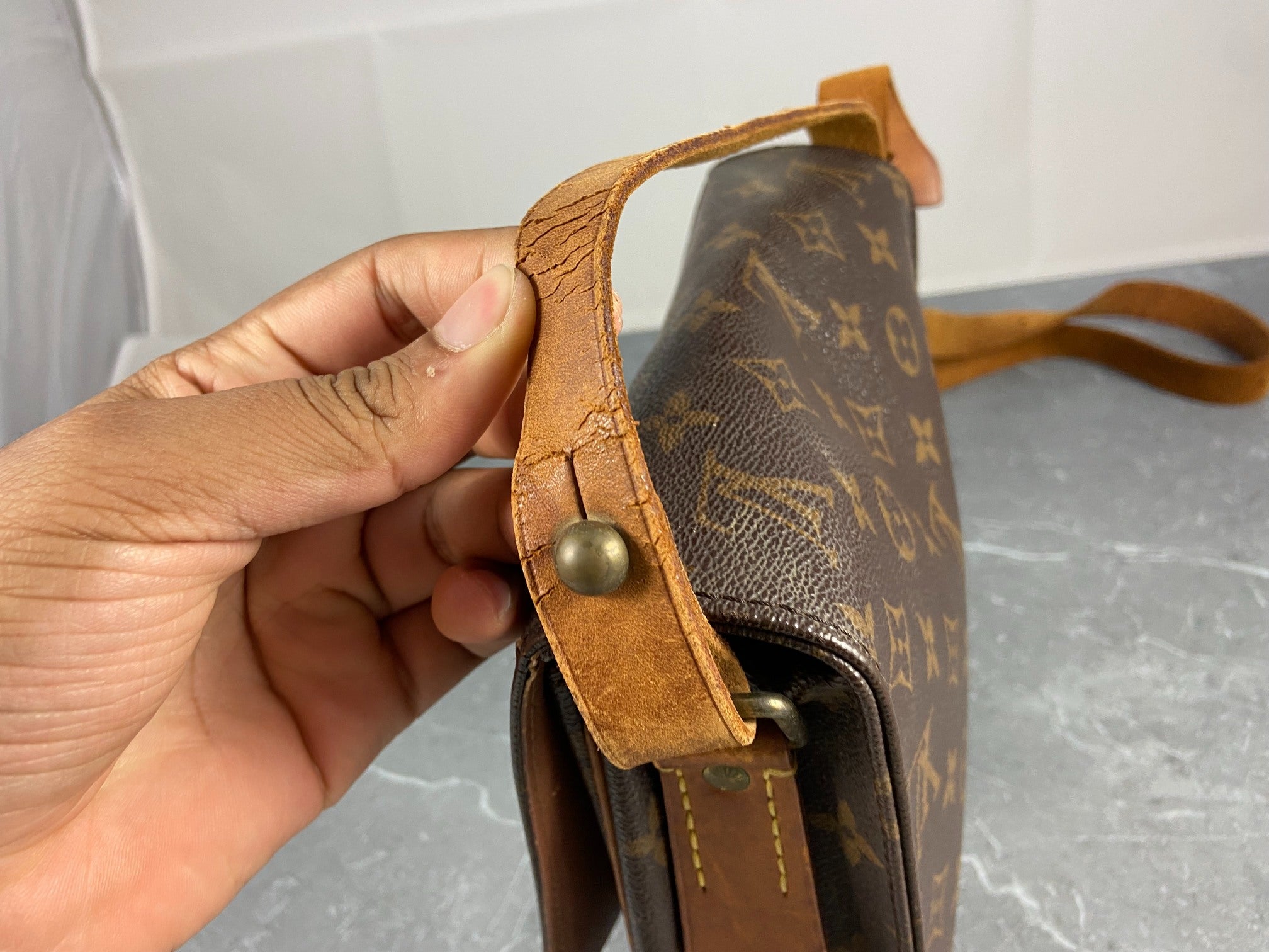 Louis Vuitton Cartouchière MM Shoulder Bag Monogram Canvas