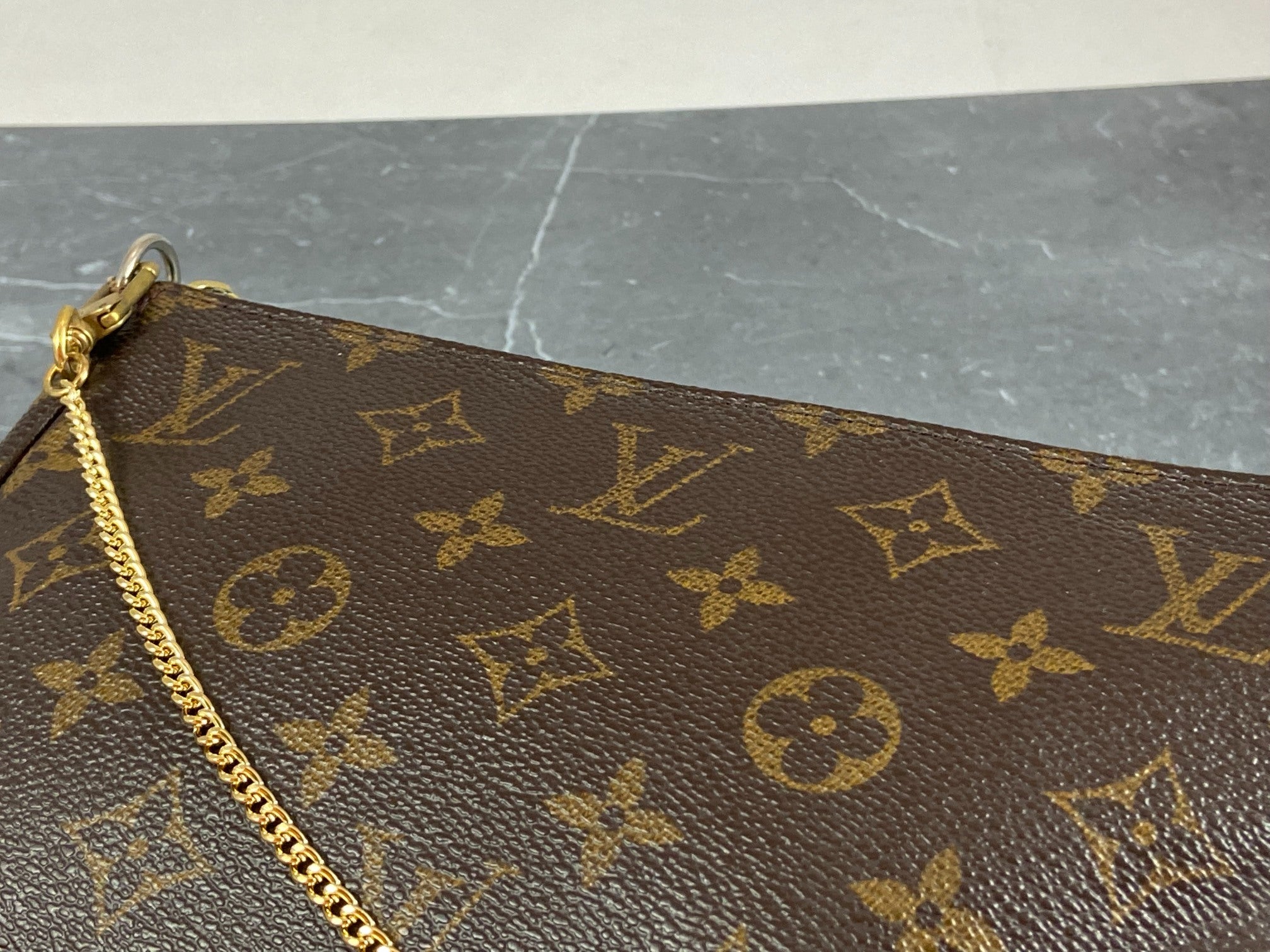 Louis Vuitton Pochette Accessoires Monogram Canvas