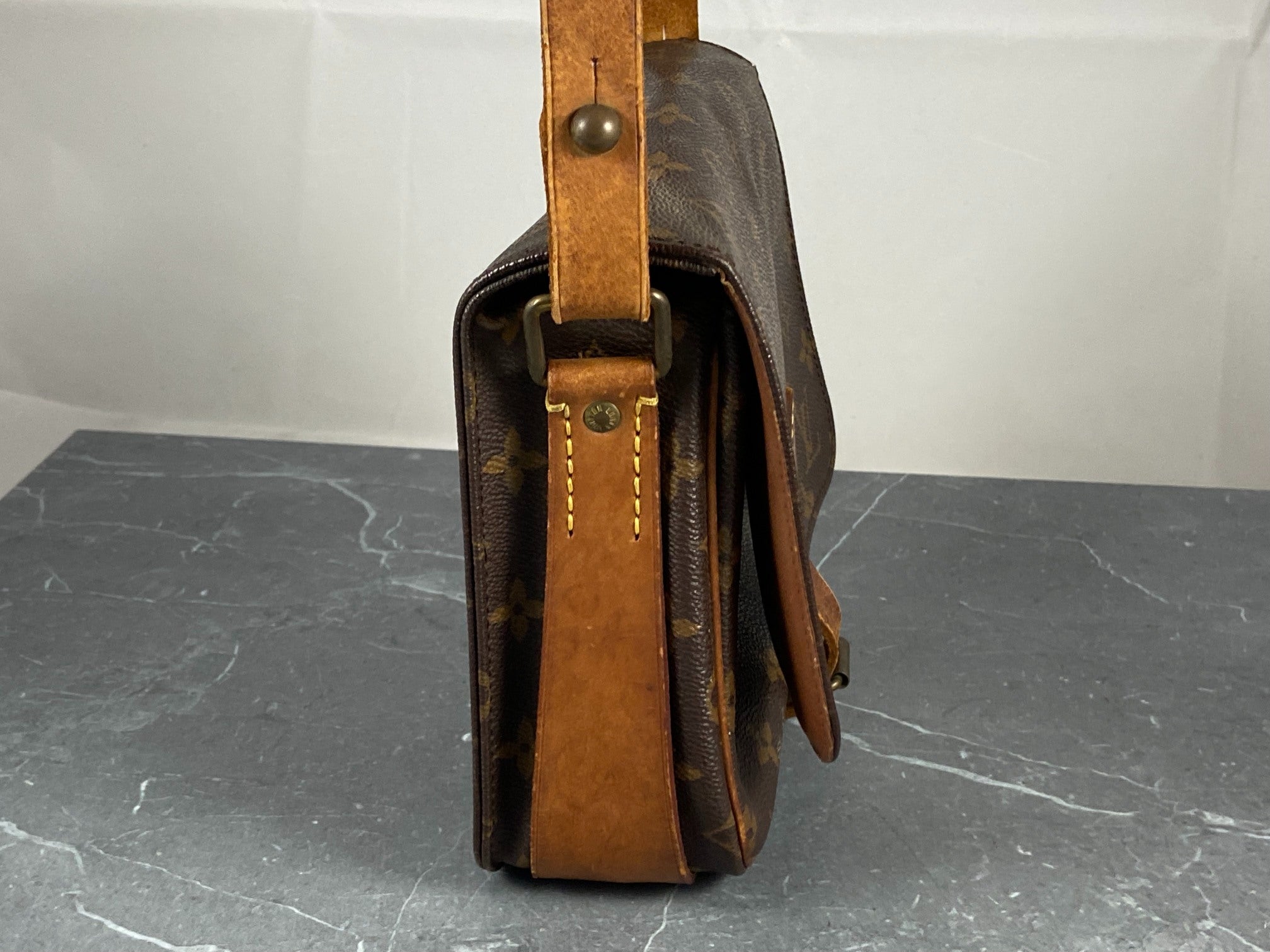 Louis Vuitton Cartouchière MM Shoulder Bag Monogram Canvas