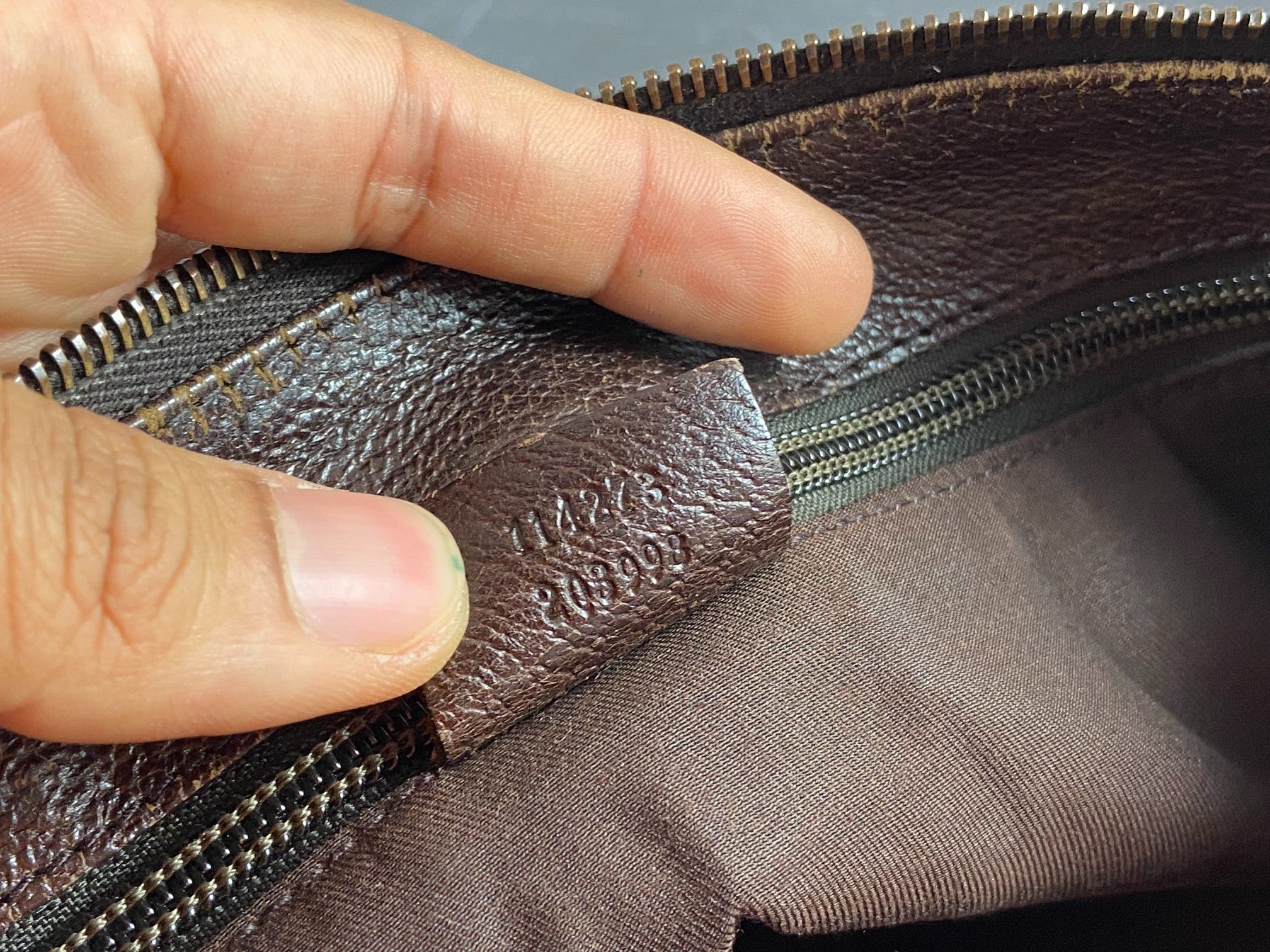 Gucci Shoulder / Messenger Bag Beige GG Monogram