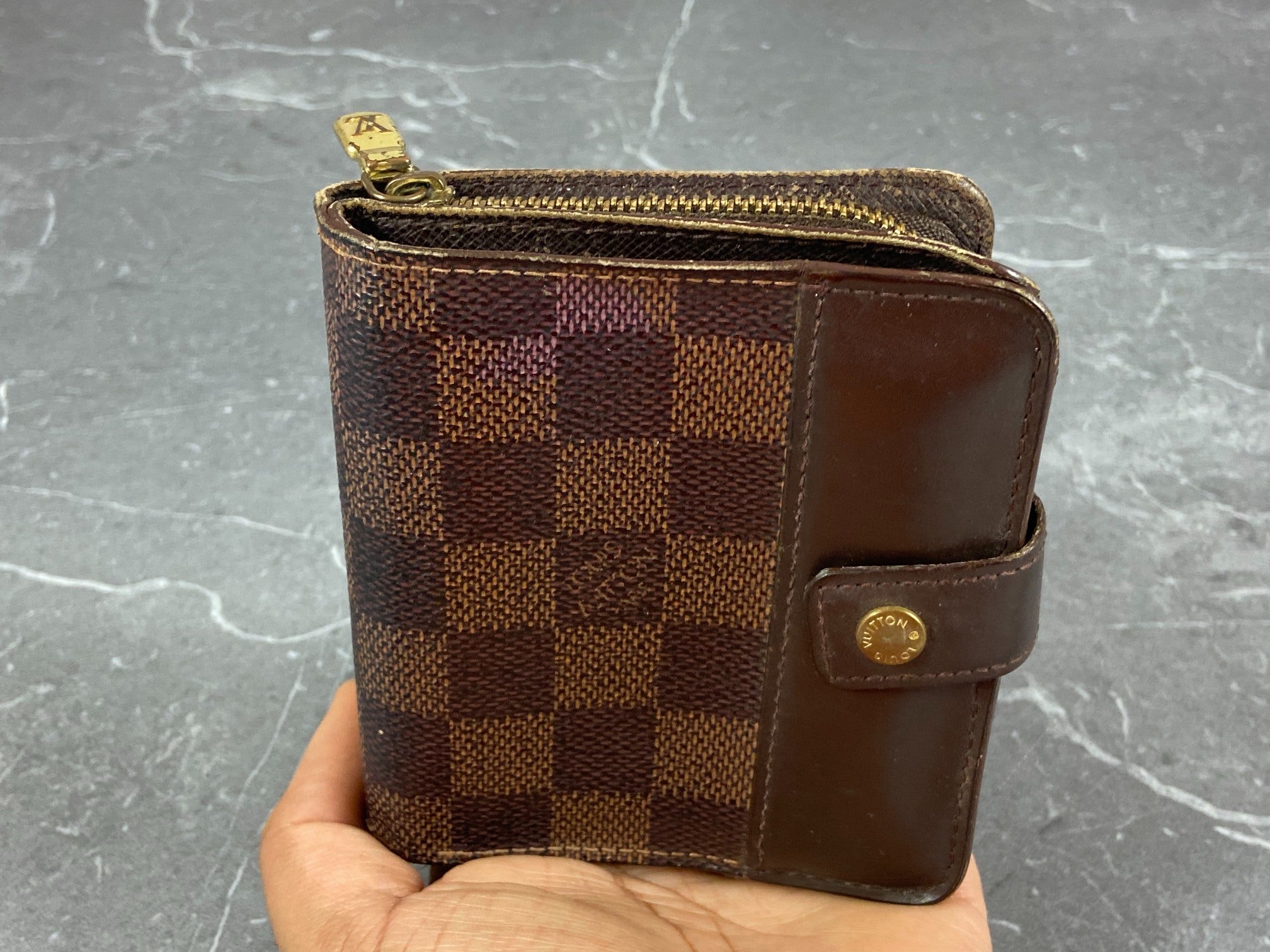 Louis Vuitton Monogram Canvas Zip Around Wallet
