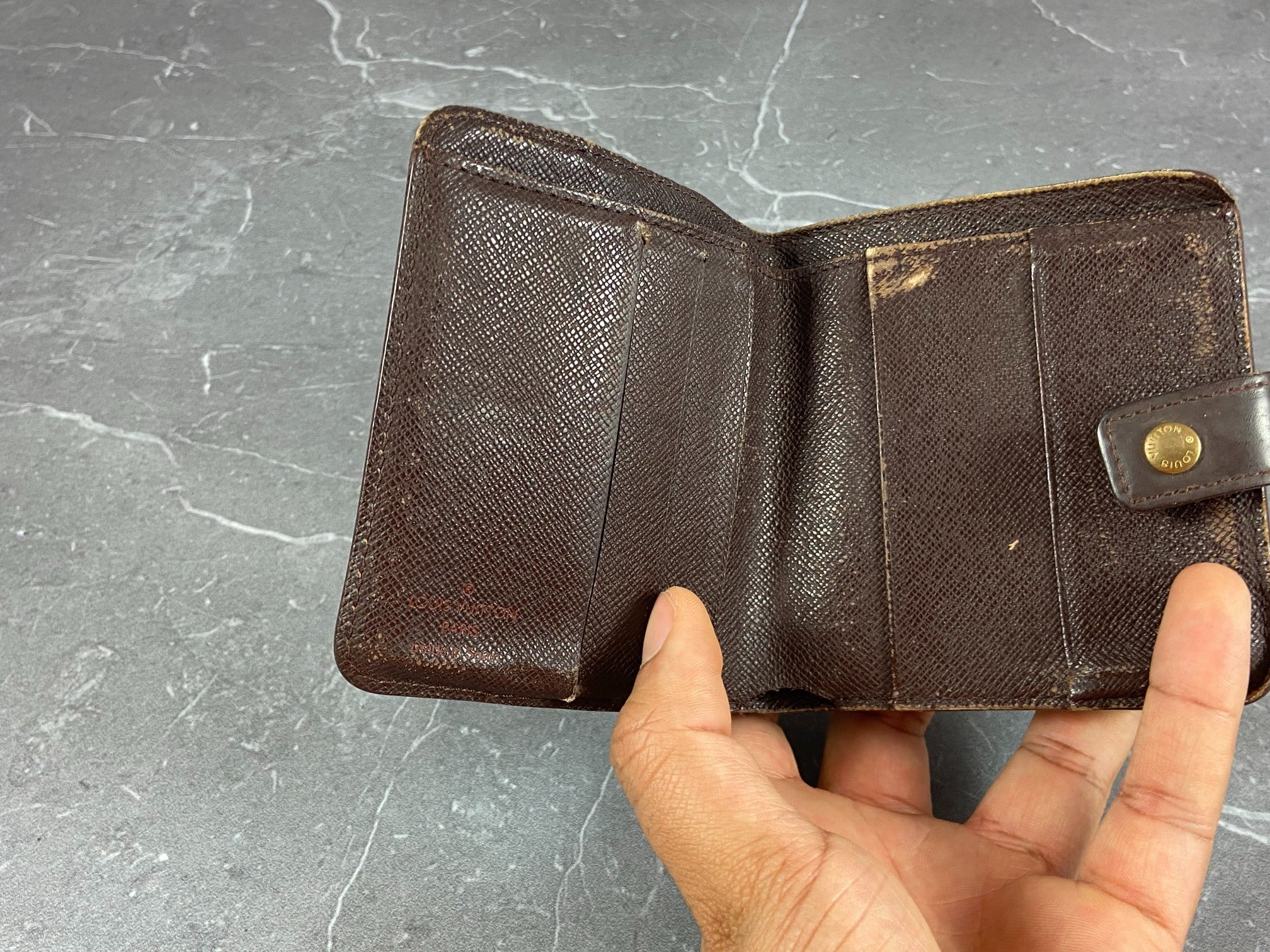 Louis Vuitton Monogram Canvas Zip Around Wallet