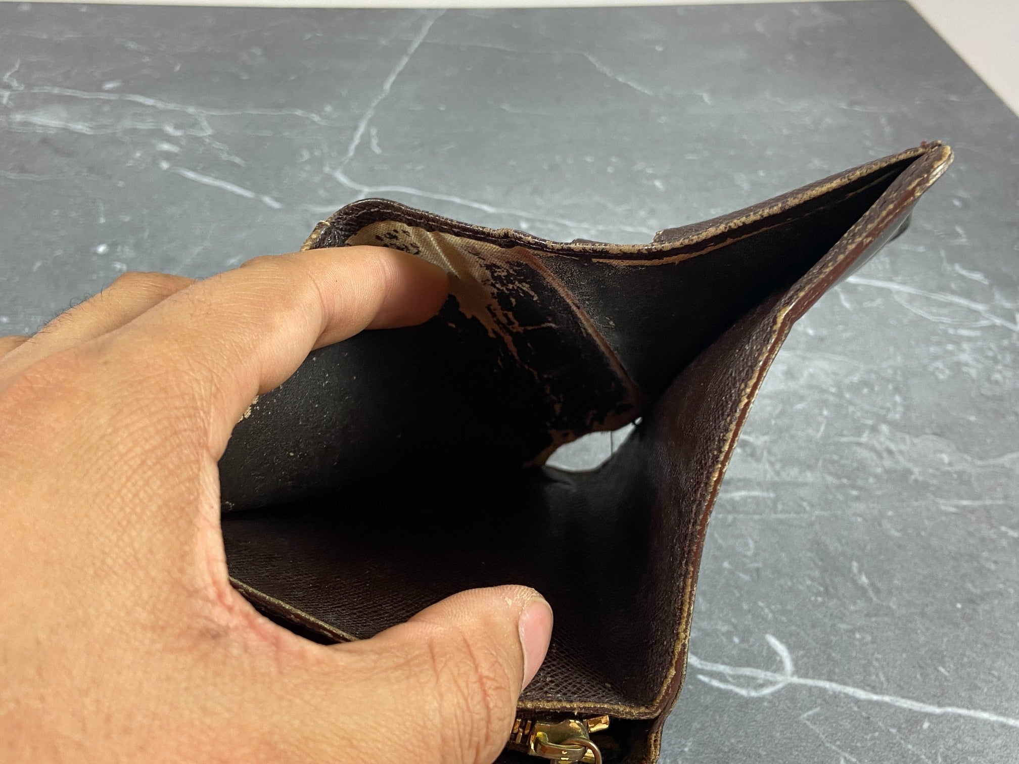 Louis Vuitton Monogram Canvas Zip Around Wallet