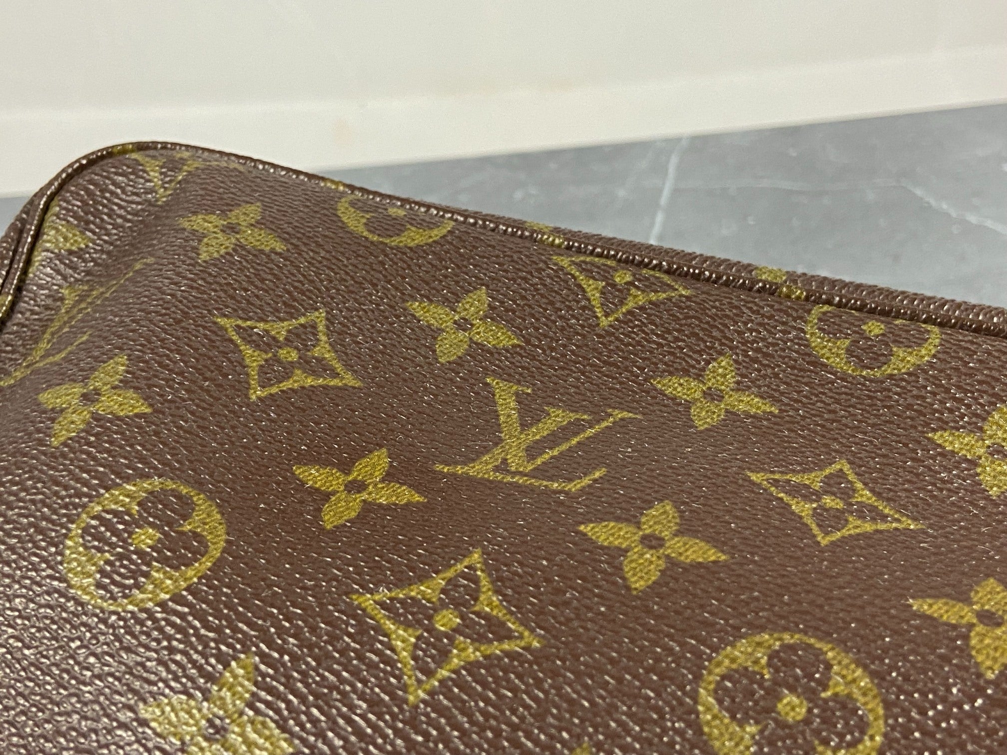 Louis Vuitton Trousse Toilette 28 Monogram Canvas
