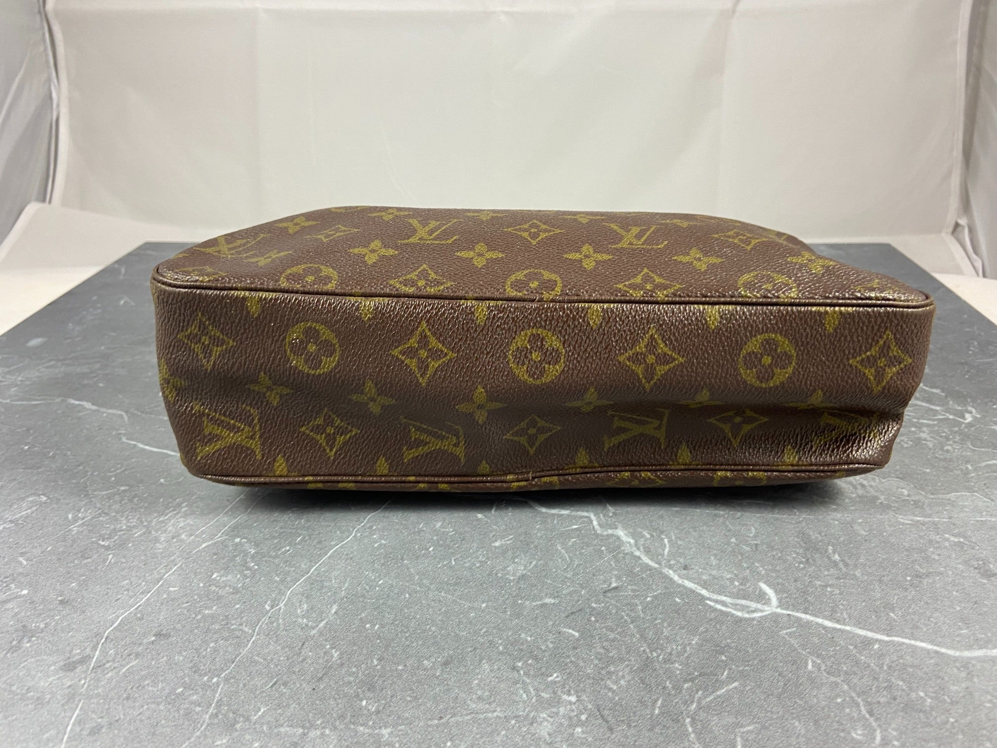 Louis Vuitton Trousse Toilette 28 Monogram Canvas