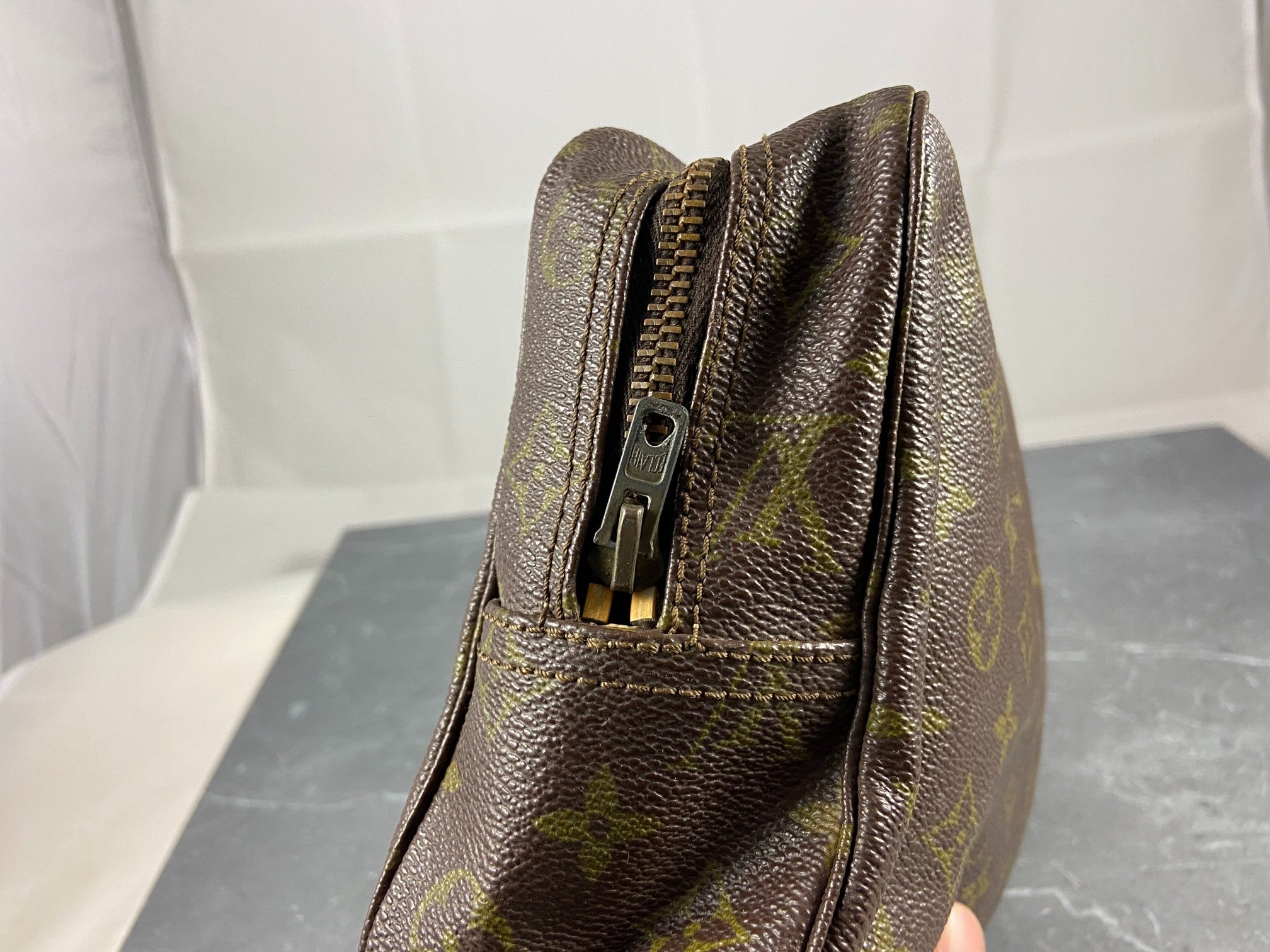 Louis Vuitton Trousse Toilette 28 Monogram Canvas