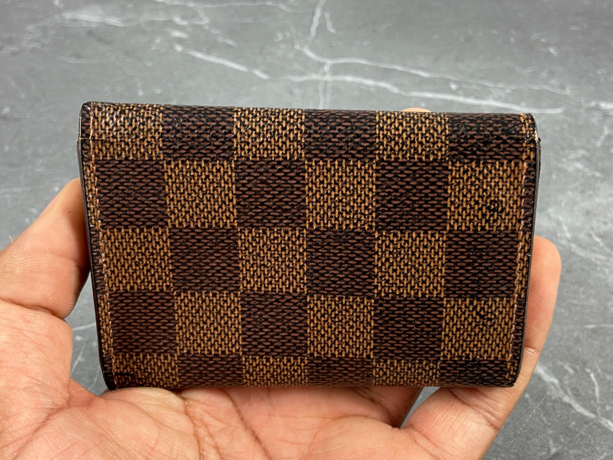 Louis Vuitton 6 Key Holder Damier Ebene Canvas