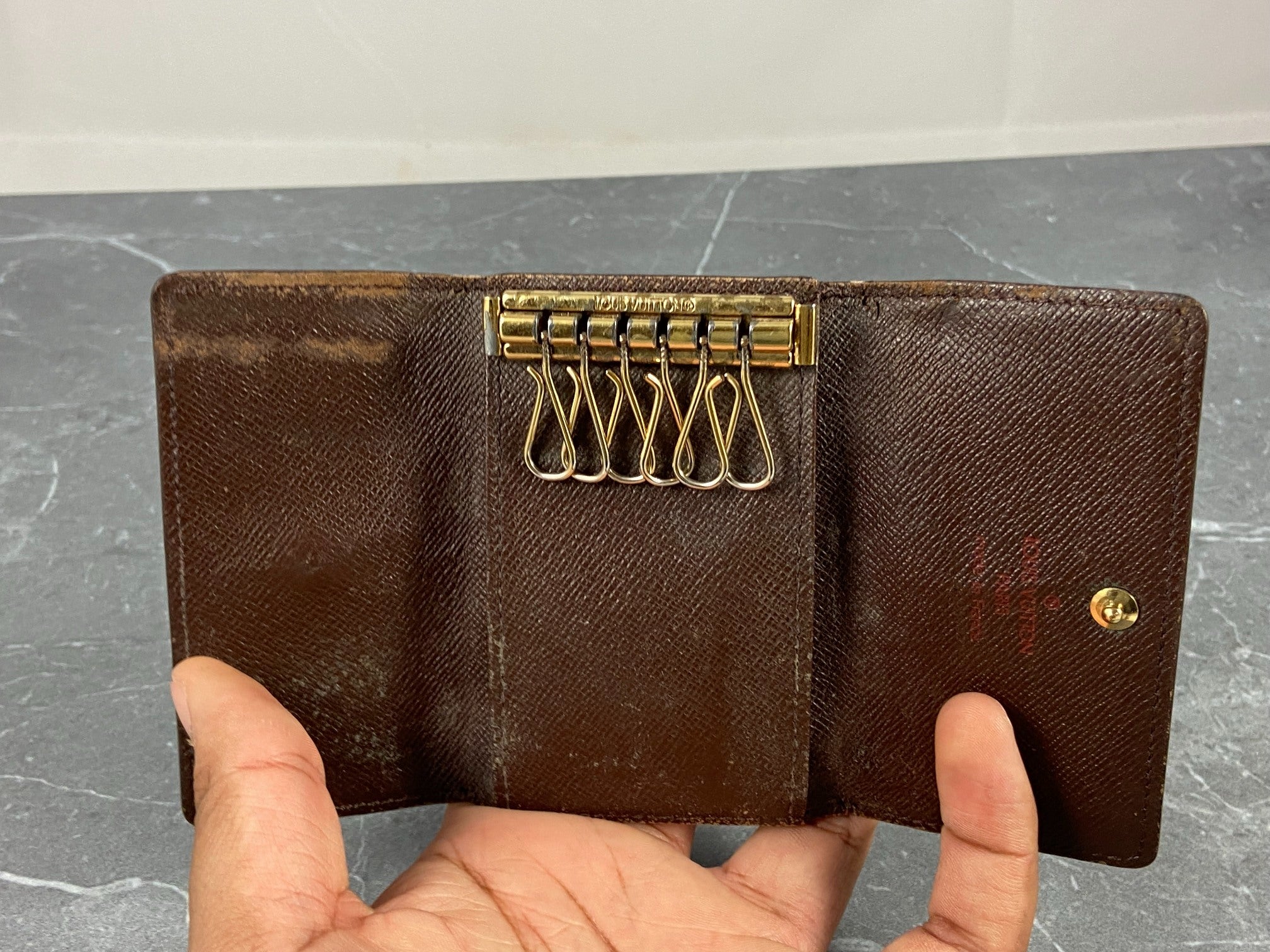 Louis Vuitton 6 Key Holder Damier Ebene Canvas