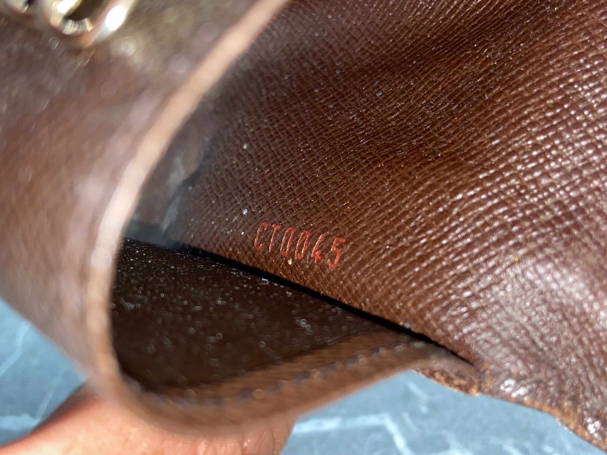 Louis Vuitton 6 Key Holder Damier Ebene Canvas